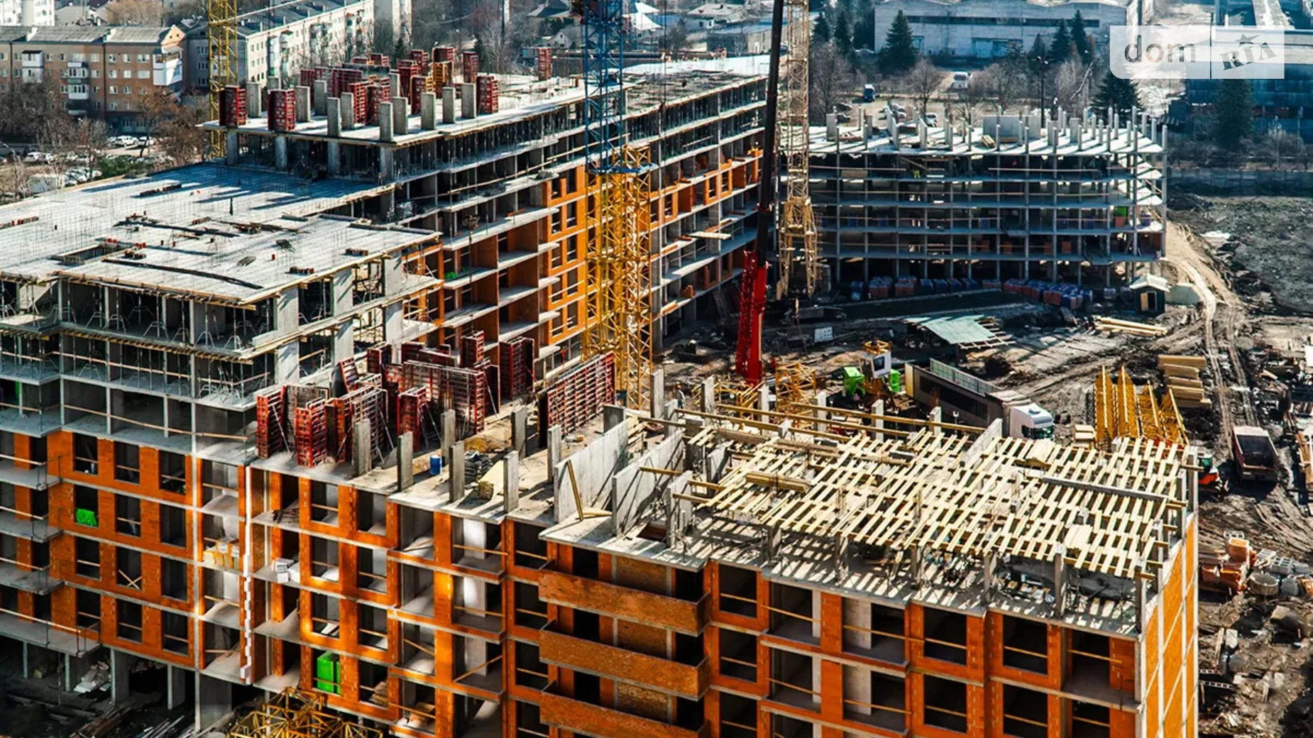 Продается 3-комнатная квартира 83 кв. м в Ивано-Франковске, ул. Хриплинская, 9 - фото 5