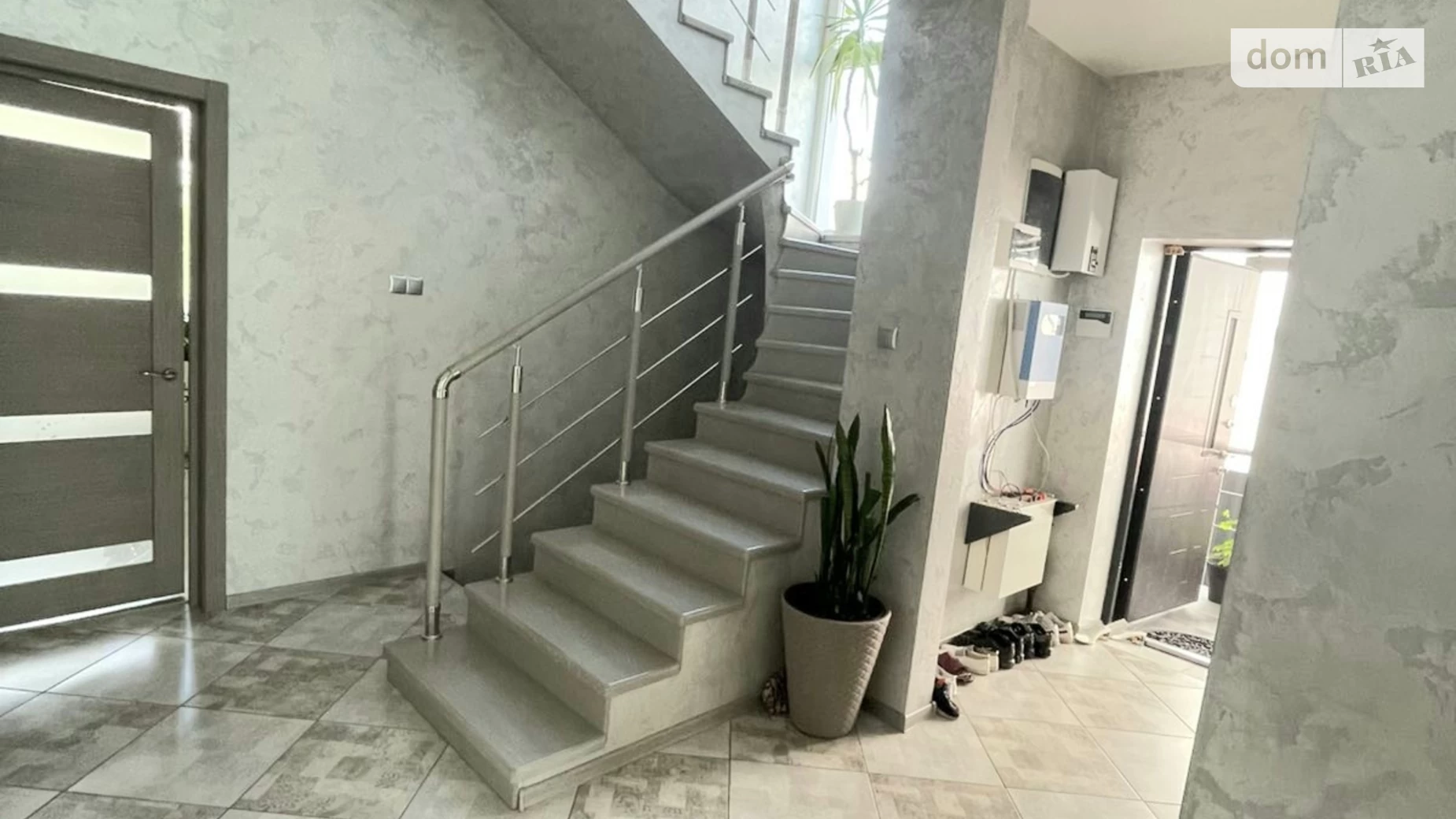 Продается дом на 3 этажа 245 кв. м с мансардой, цена: 220000 $ - фото 5