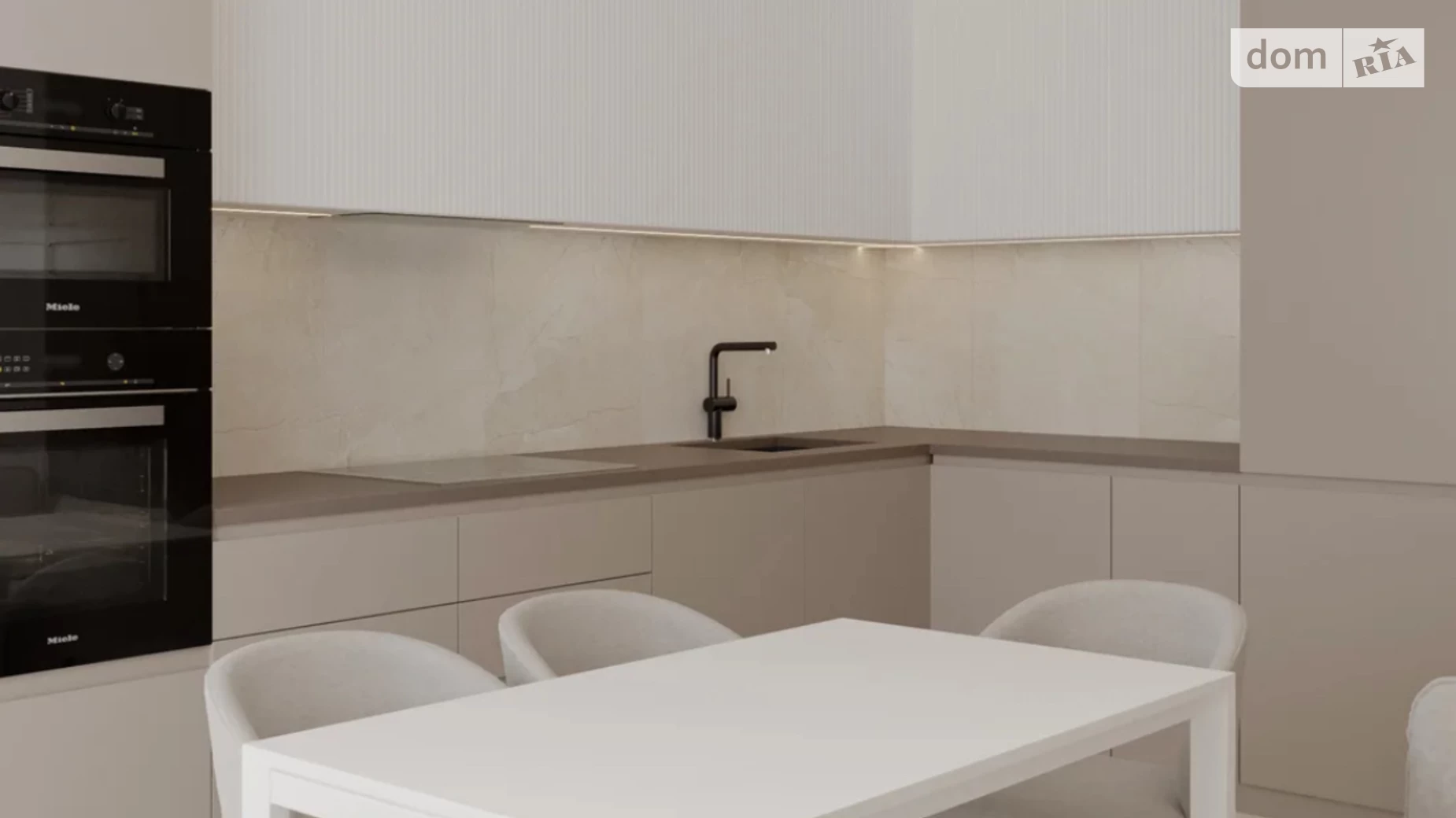 Продается 2-комнатная квартира 70.8 кв. м в Ивано-Франковске, ул. Приозерная, 57 - фото 5