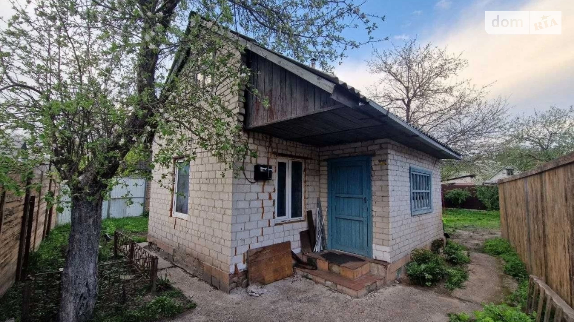Продается дом на 2 этажа 36 кв. м с гаражом, цена: 24500 $ - фото 2