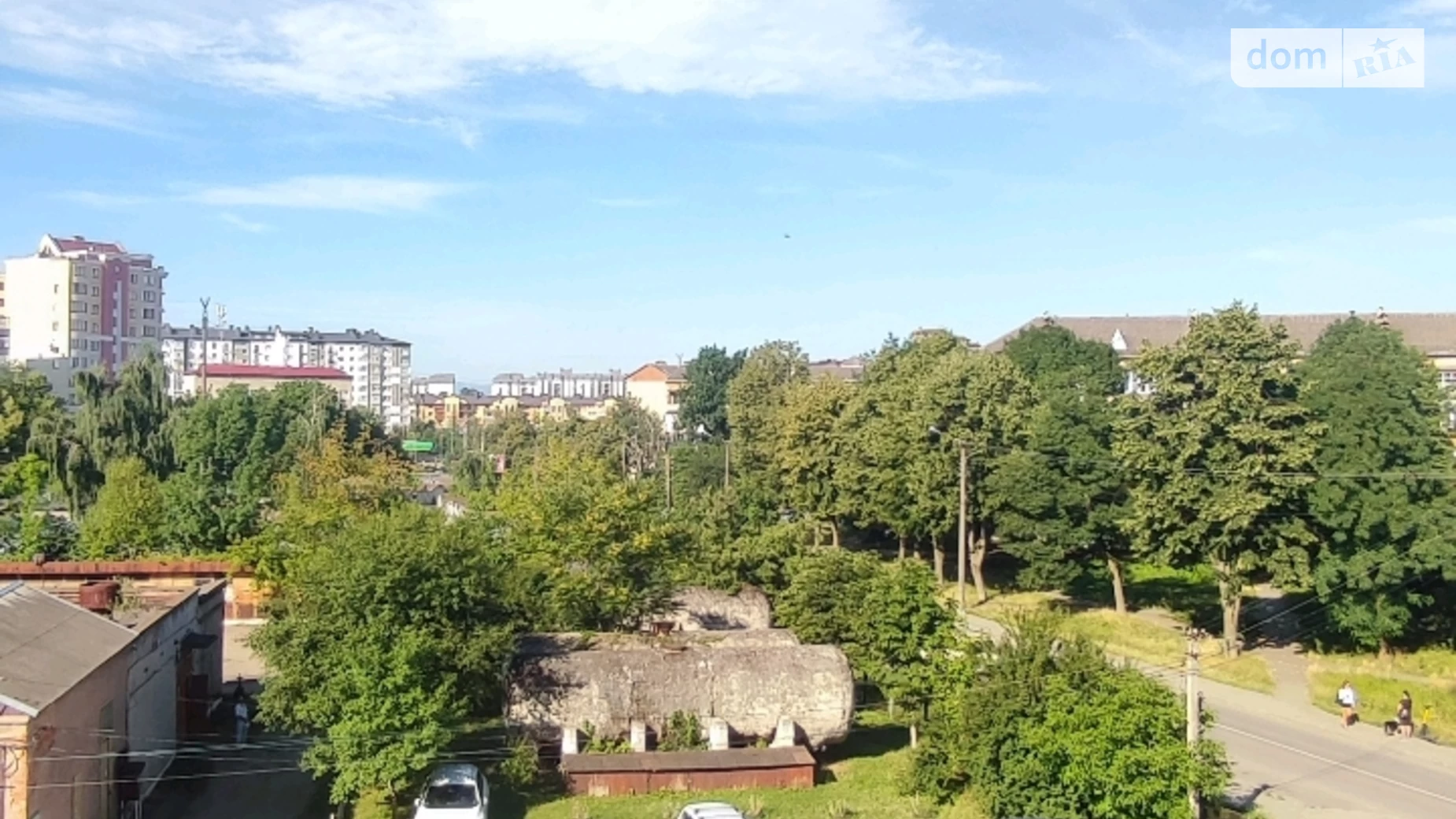 Продается 3-комнатная квартира 80 кв. м в Ивано-Франковске, ул. Сухомлинского, 28Б - фото 2