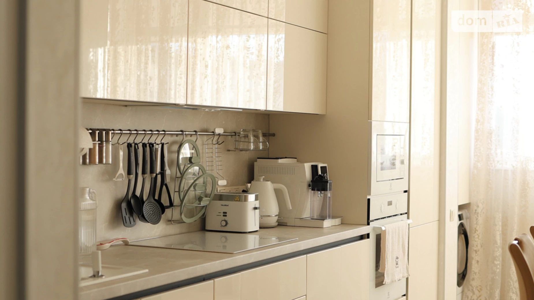 Продается 1-комнатная квартира 47.3 кв. м в Ужгороде, ул. Гленца, 8 - фото 3