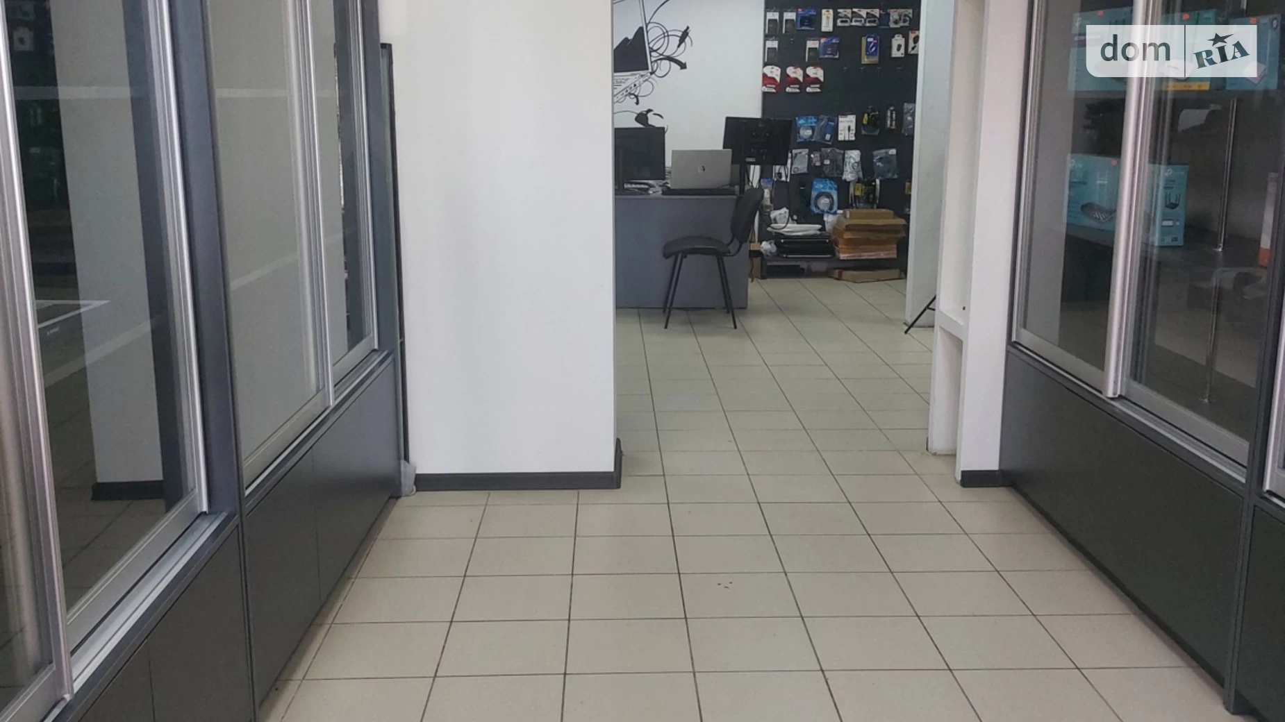 Сдается в аренду помещения свободного назначения 62 кв. м в 5-этажном здании, цена: 30000 грн - фото 2