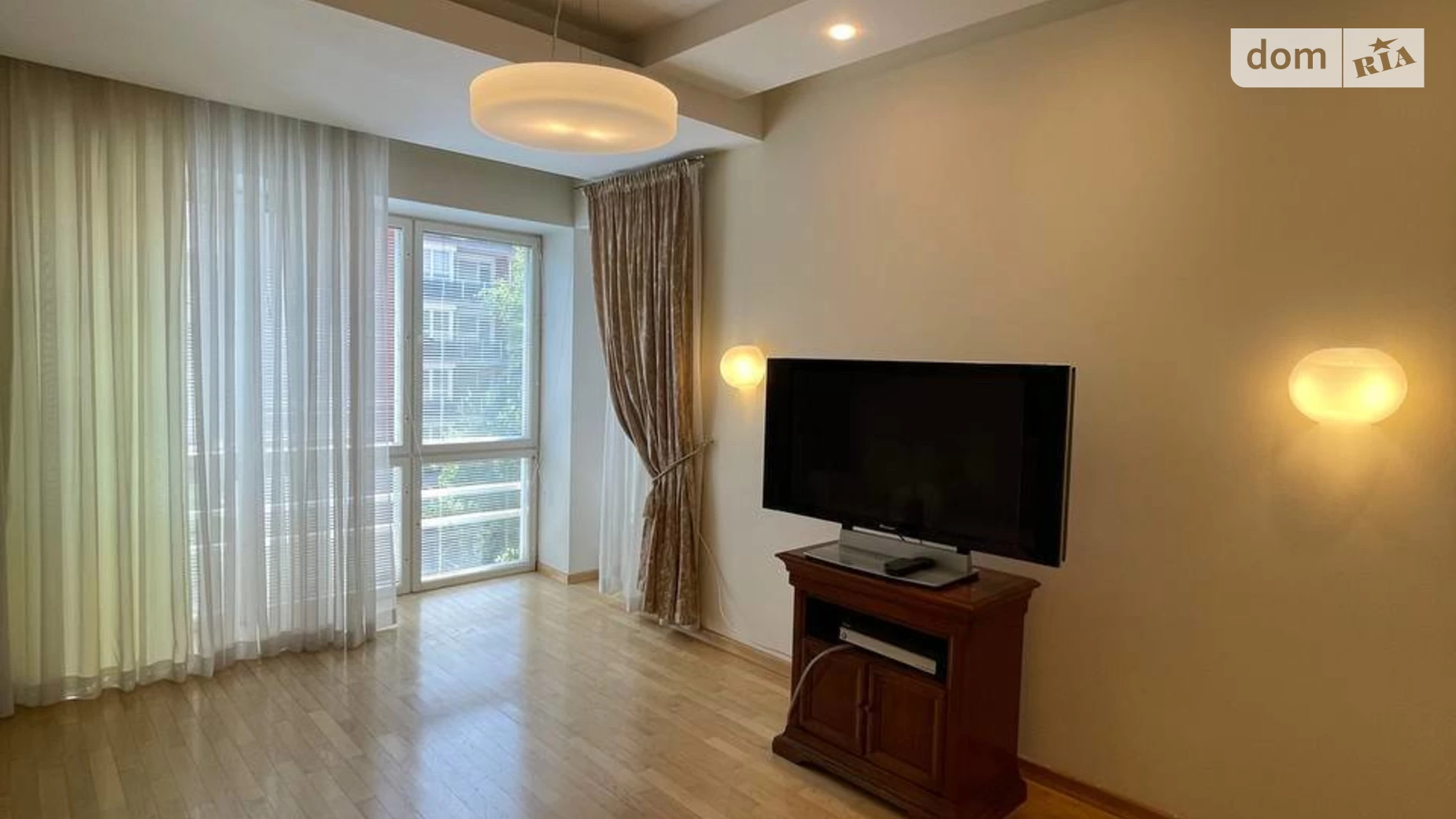 Сдается в аренду 4-комнатная квартира 148 кв. м в Одессе, ул. Успенская, 2/1 - фото 2