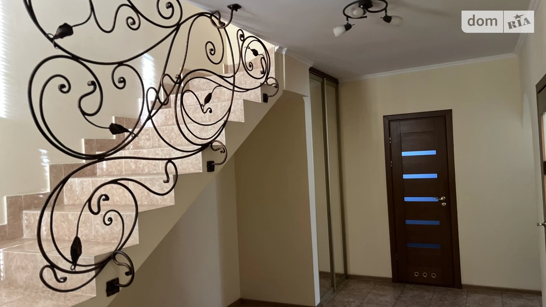 Продается дом на 2 этажа 96 кв. м с камином, цена: 278000 $ - фото 5