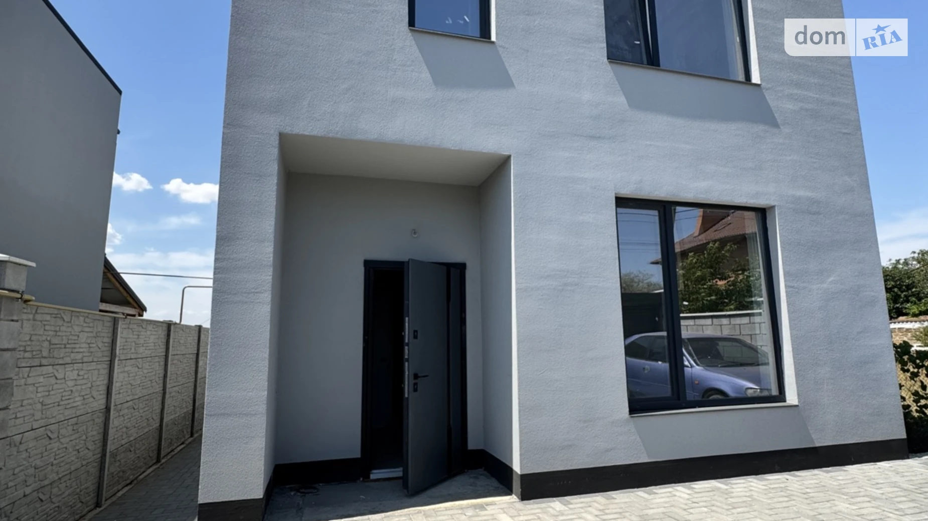 Продается дом на 2 этажа 90 кв. м с камином, цена: 99500 $ - фото 2