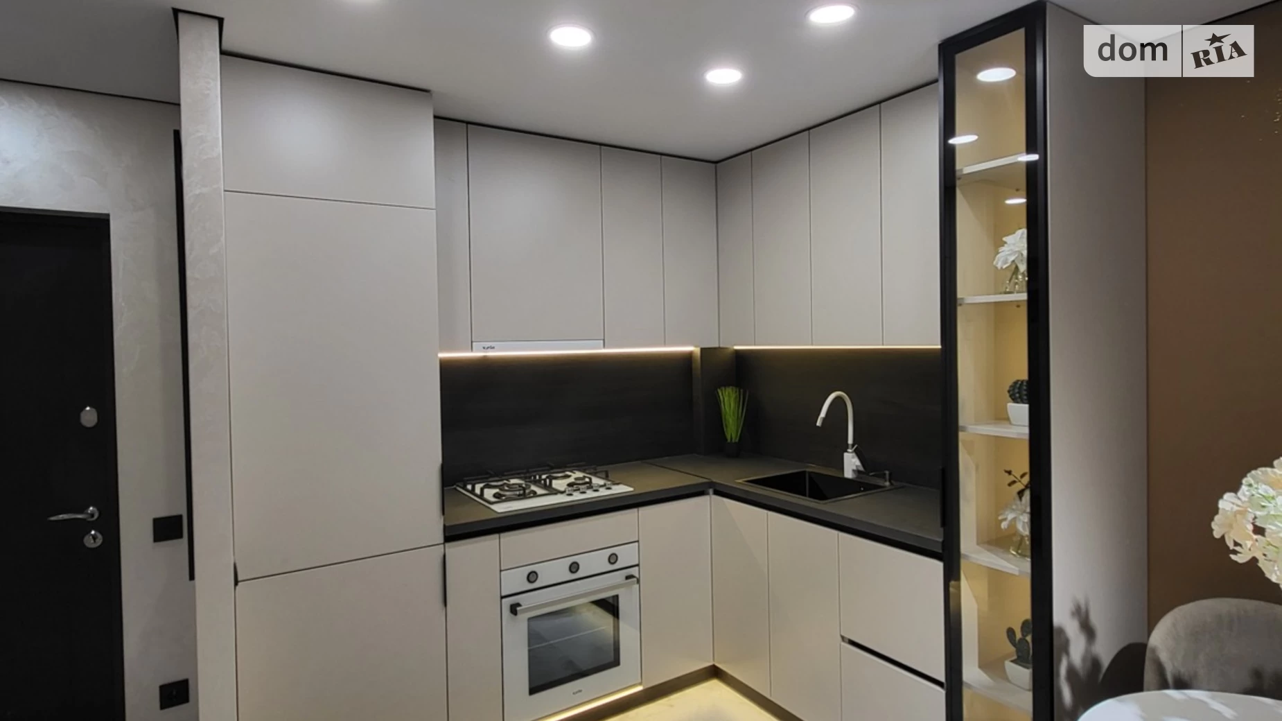 2-комнатная квартира 52 кв. м в Тернополе, ул. Смакулы - фото 2