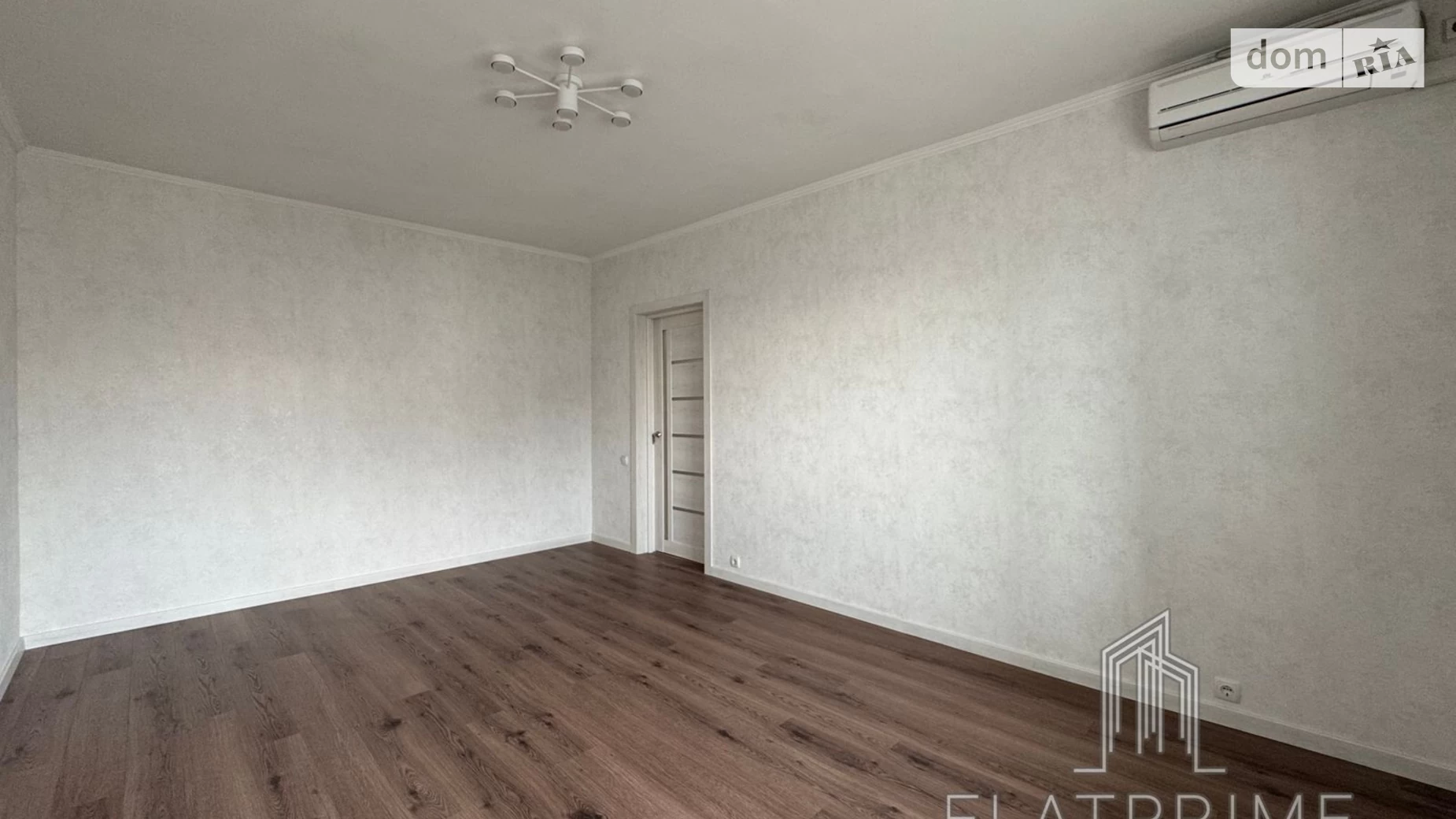 Продается 1-комнатная квартира 38 кв. м в Киеве, просп. Владимира Ивасюка, 37 - фото 4