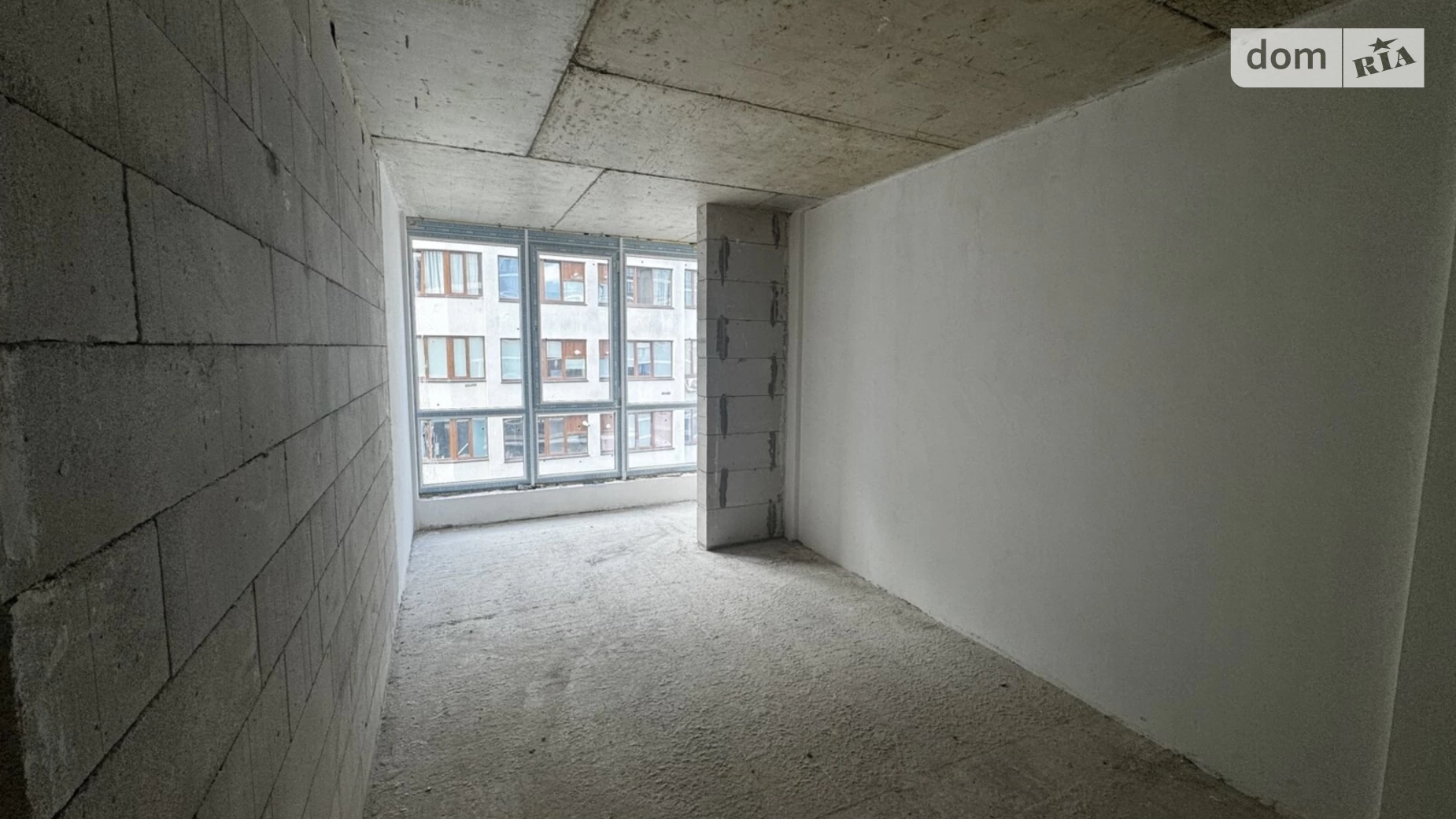 Продается 1-комнатная квартира 52 кв. м в Ивано-Франковске, бул. Южный - фото 4