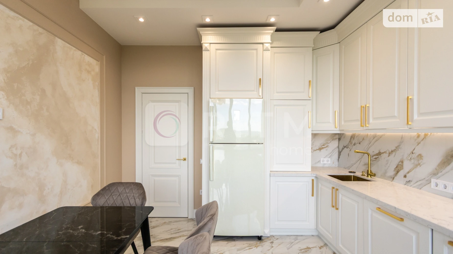 Сдается в аренду 3-комнатная квартира 107 кв. м в Ивано-Франковске, ул. Гетьмана Ивана Мазепы, 138 - фото 2