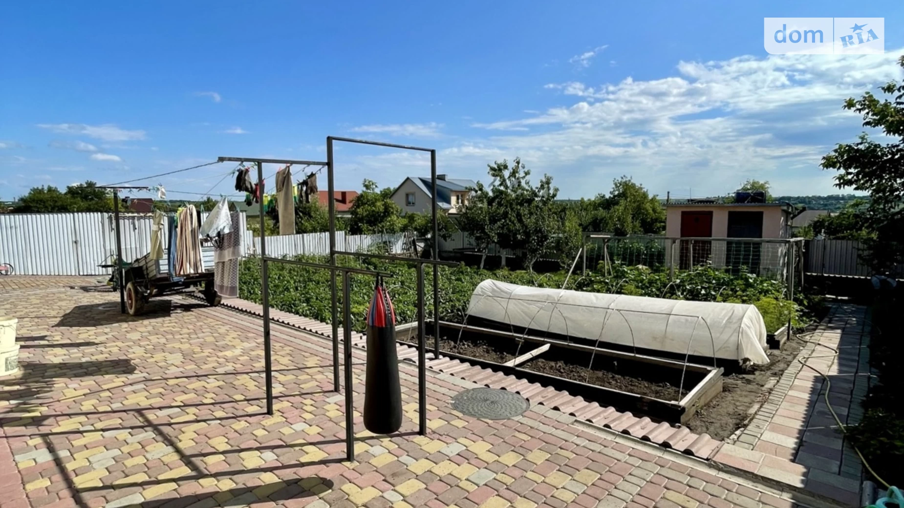 Продается дом на 2 этажа 171 кв. м с камином, цена: 195000 $ - фото 2