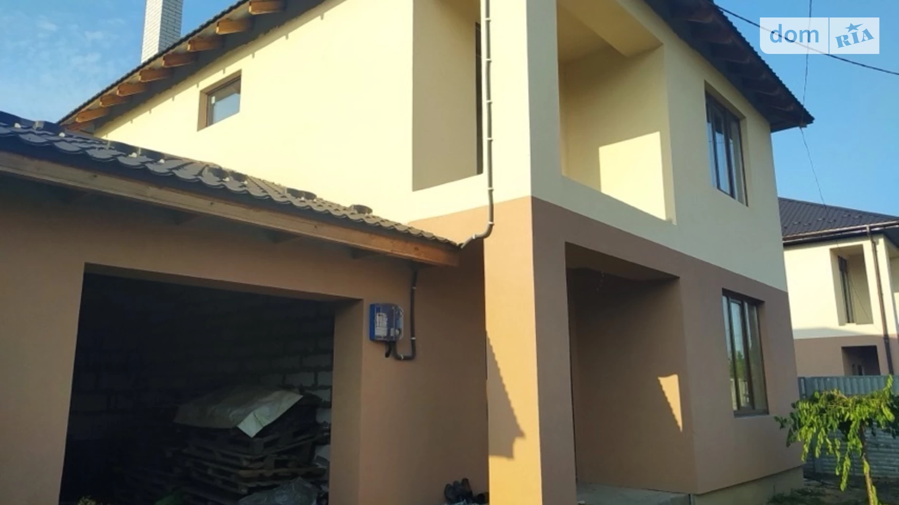 Продается дом на 2 этажа 142 кв. м с баней/сауной, цена: 89000 $ - фото 2