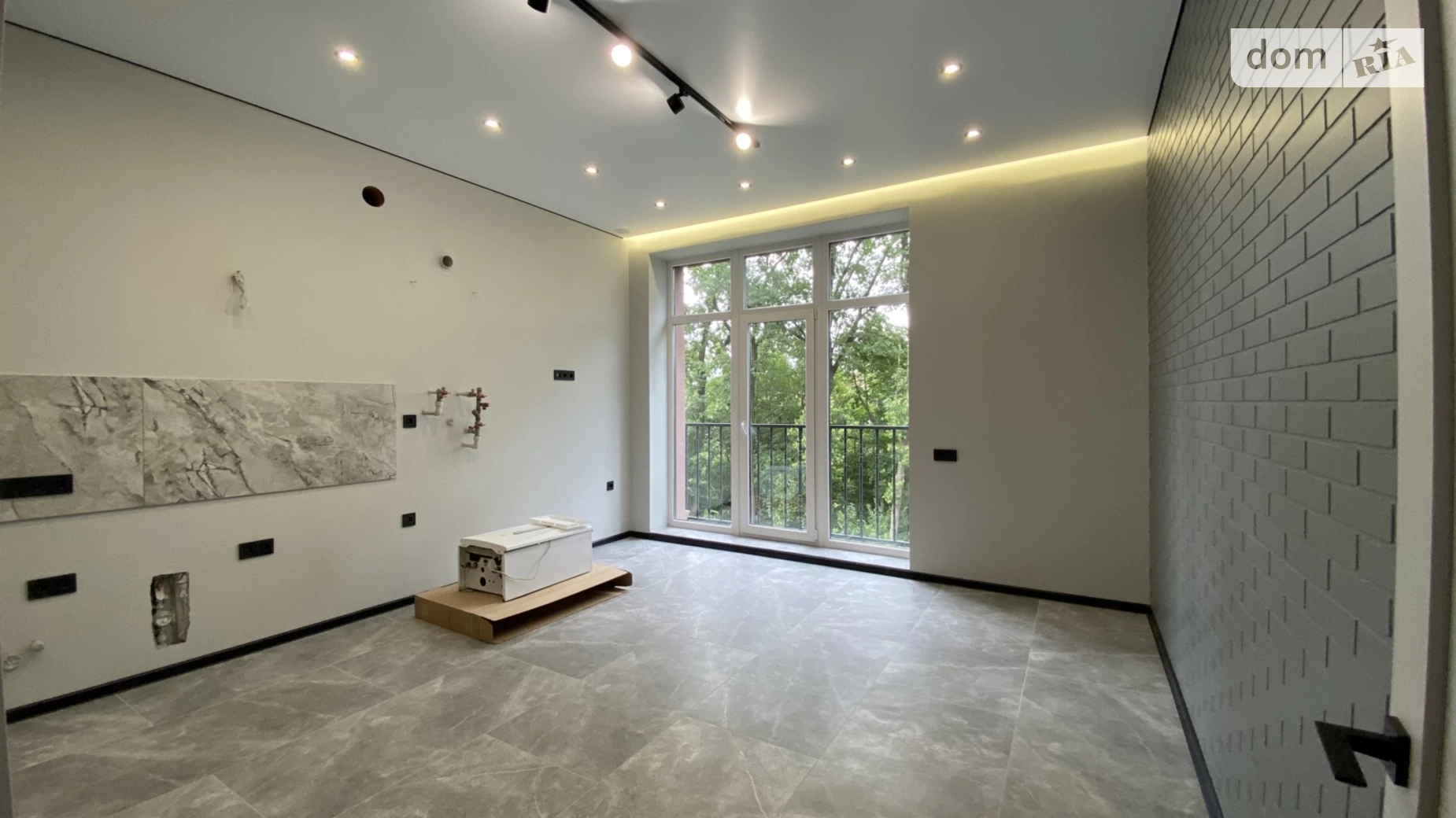 Продается 1-комнатная квартира 48 кв. м в Черновцах, ул. Международная, 41 - фото 3