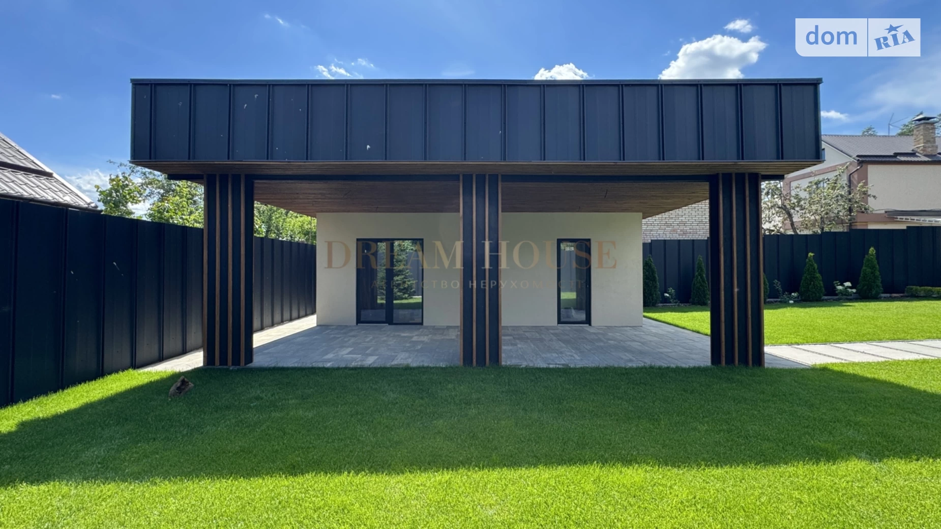 Продается дом на 2 этажа 227 кв. м с камином, цена: 205000 $ - фото 4