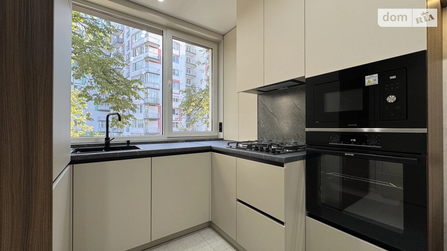 Продается 1-комнатная квартира 37 кв. м в Ивано-Франковске, ул. Национальной Гвардии, 3 - фото 5