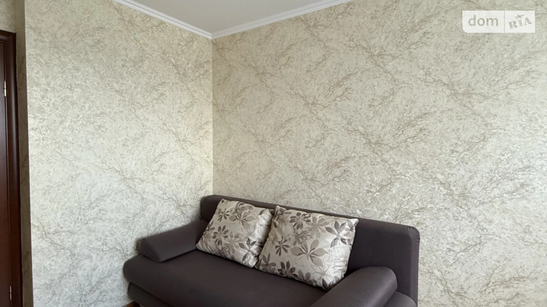 Продается 2-комнатная квартира 55 кв. м в Павлограде, ул. Центральная, 40 - фото 2