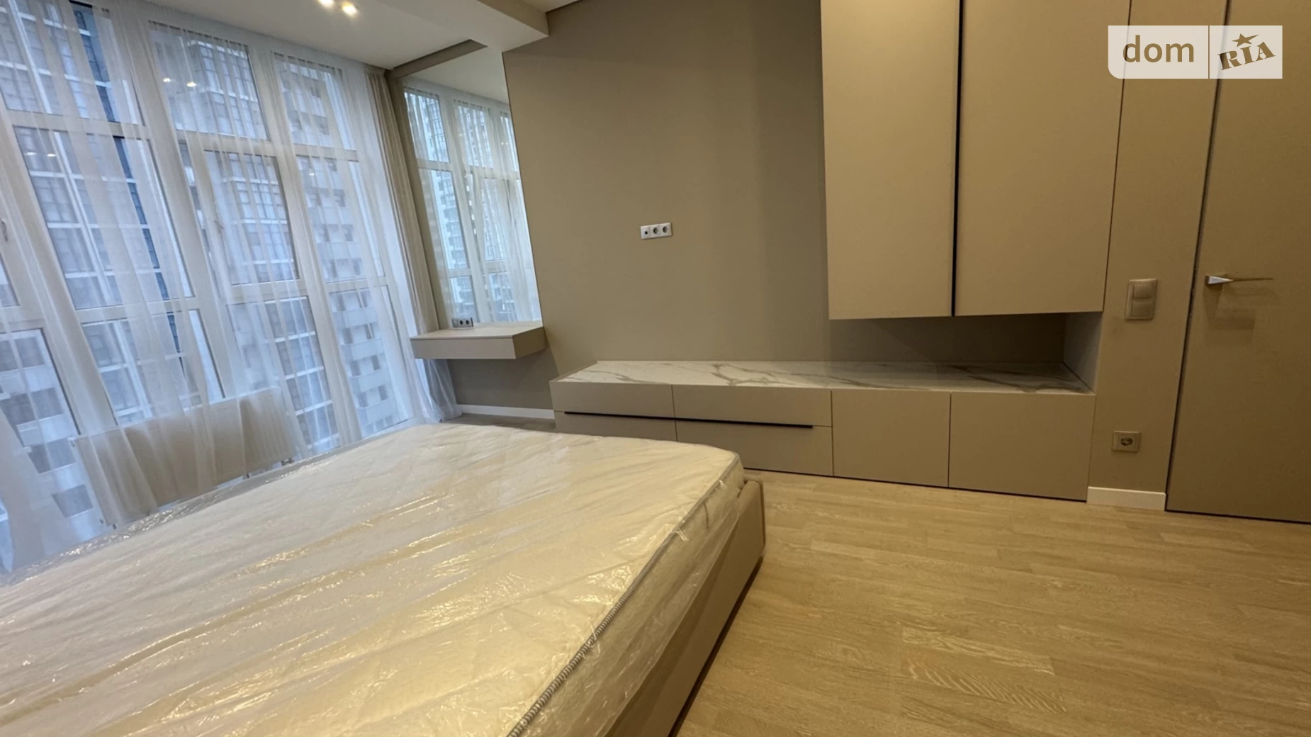 Продается 2-комнатная квартира 83.6 кв. м в Киеве, ул. Андрея Верхогляда(Драгомирова), 15Б - фото 5