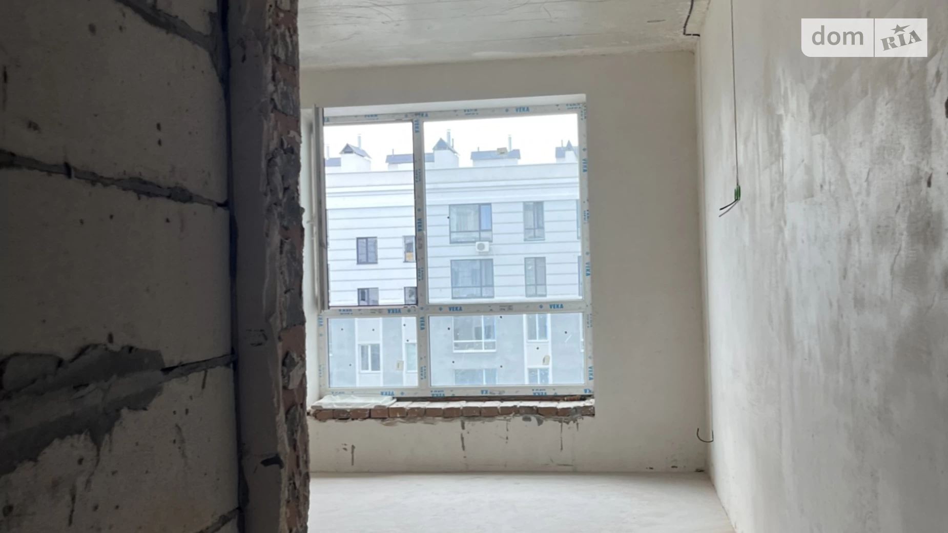 Продается 2-комнатная квартира 71.8 кв. м в Буче, ул. Ивана Кожедуба, 8А - фото 2