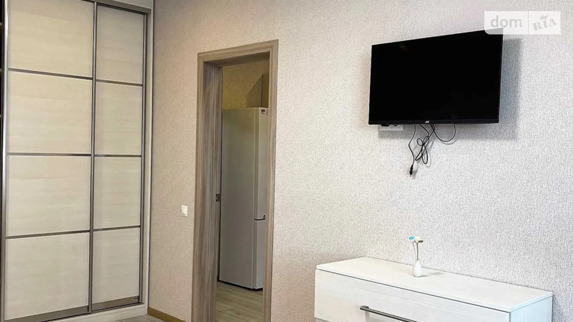 Продается 1-комнатная квартира 35 кв. м в Киеве, ул. Николая Гулака, 4 - фото 3