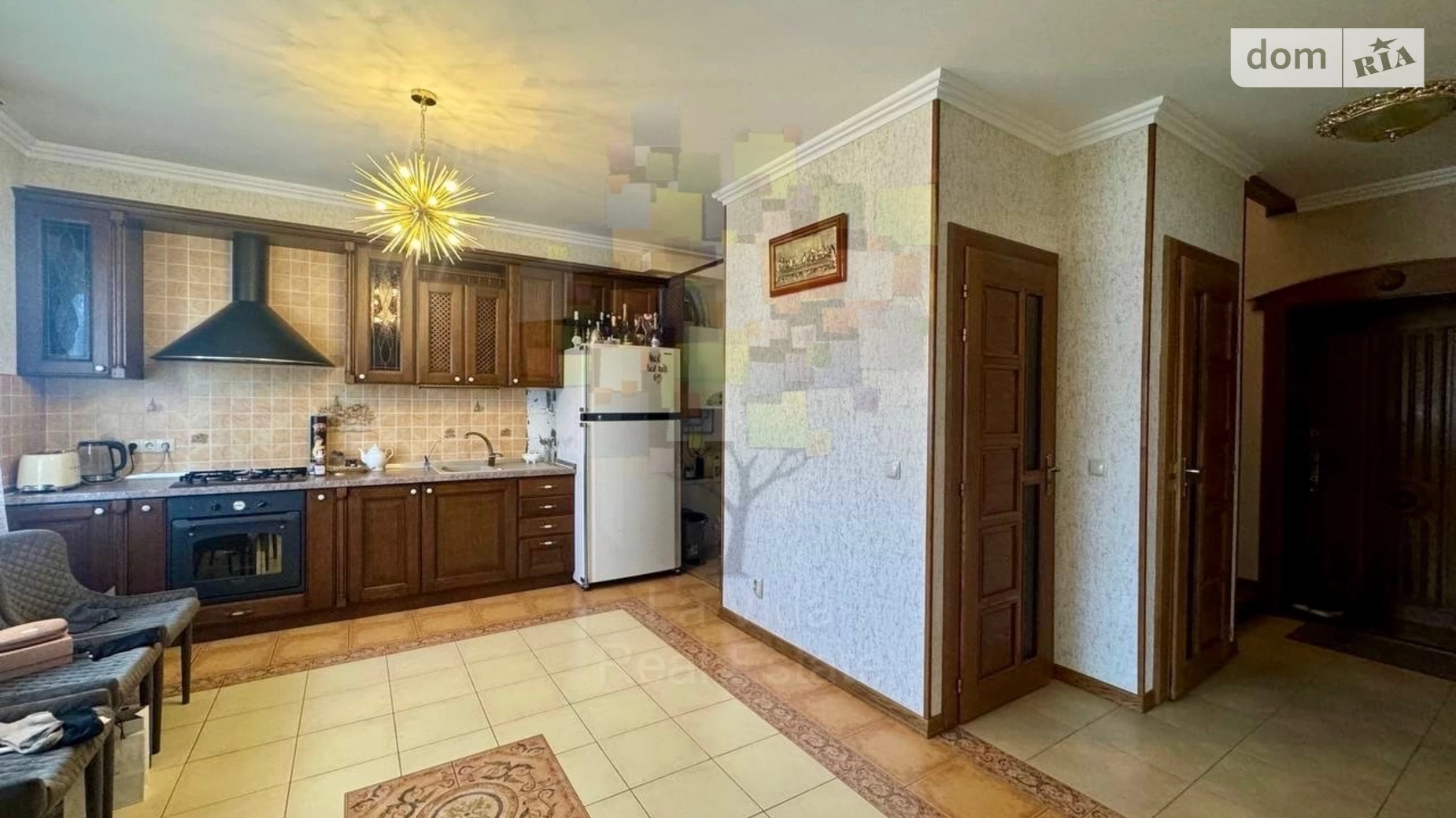 Продается 3-комнатная квартира 139.9 кв. м в Ужгороде, ул. Анатолия Тегзы(Воссоединения), 19 - фото 5