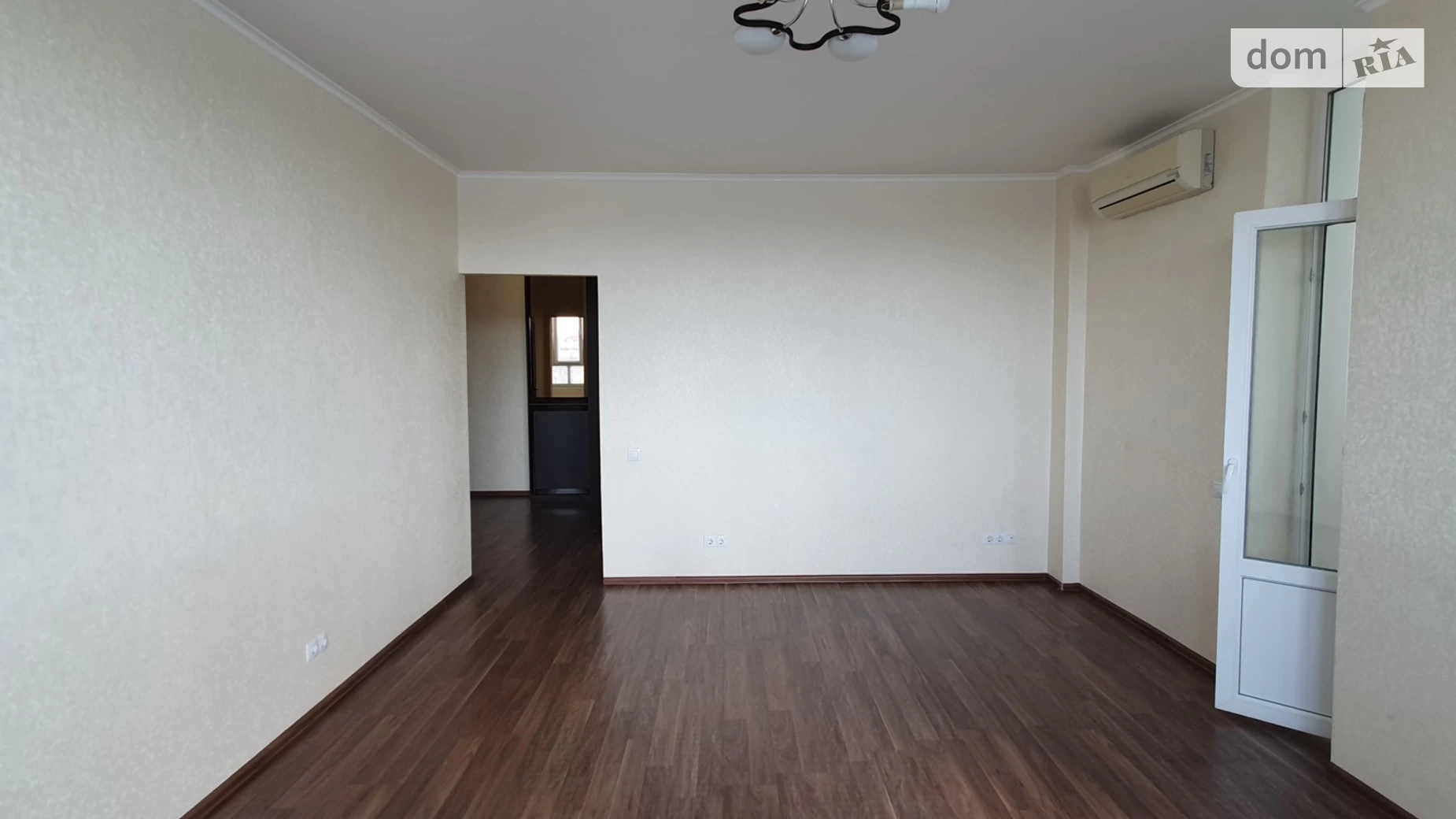 Продается 3-комнатная квартира 77 кв. м в Киеве, ул. Анны Ахматовой, 32/18 - фото 2