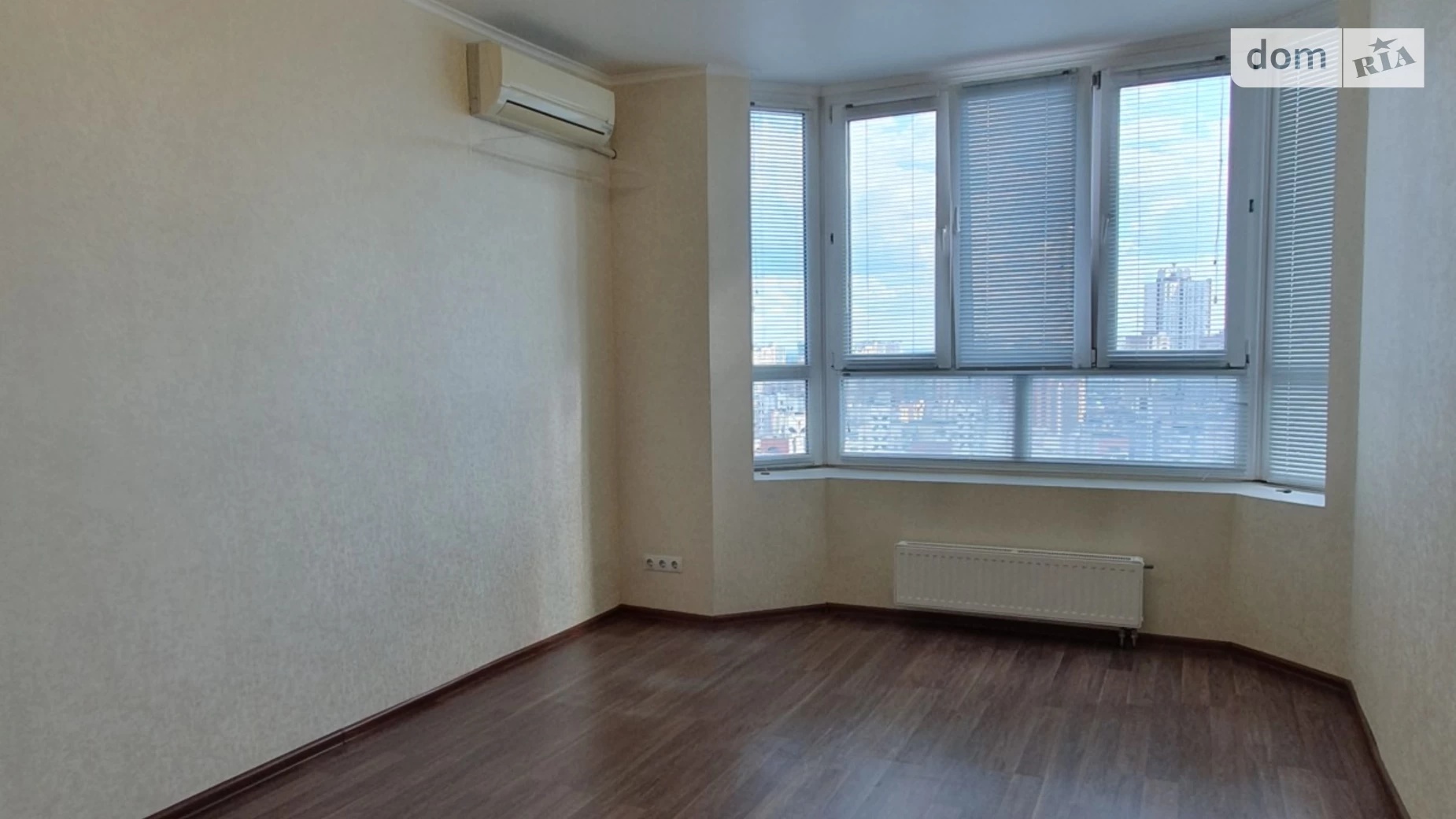 Продается 3-комнатная квартира 77 кв. м в Киеве, ул. Анны Ахматовой, 32/18 - фото 4