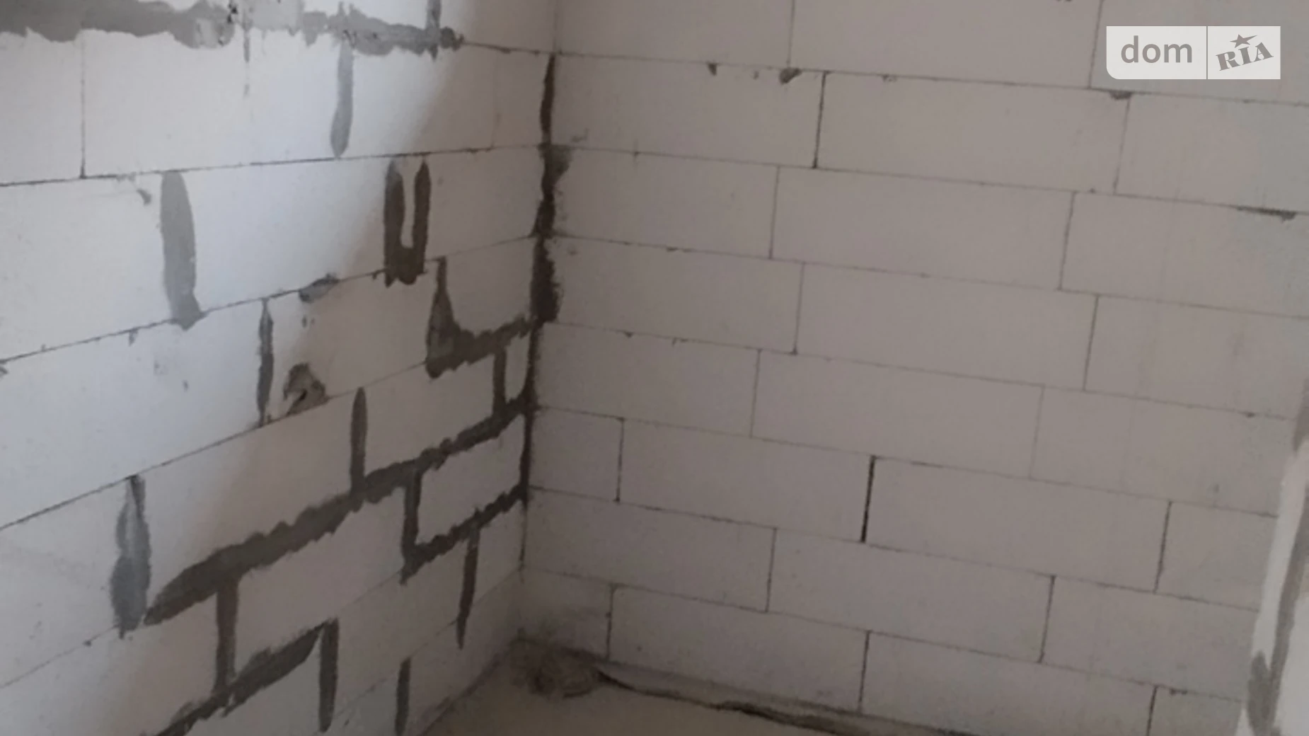 Продается одноэтажный дом 125 кв. м с камином, цена: 86000 $ - фото 3