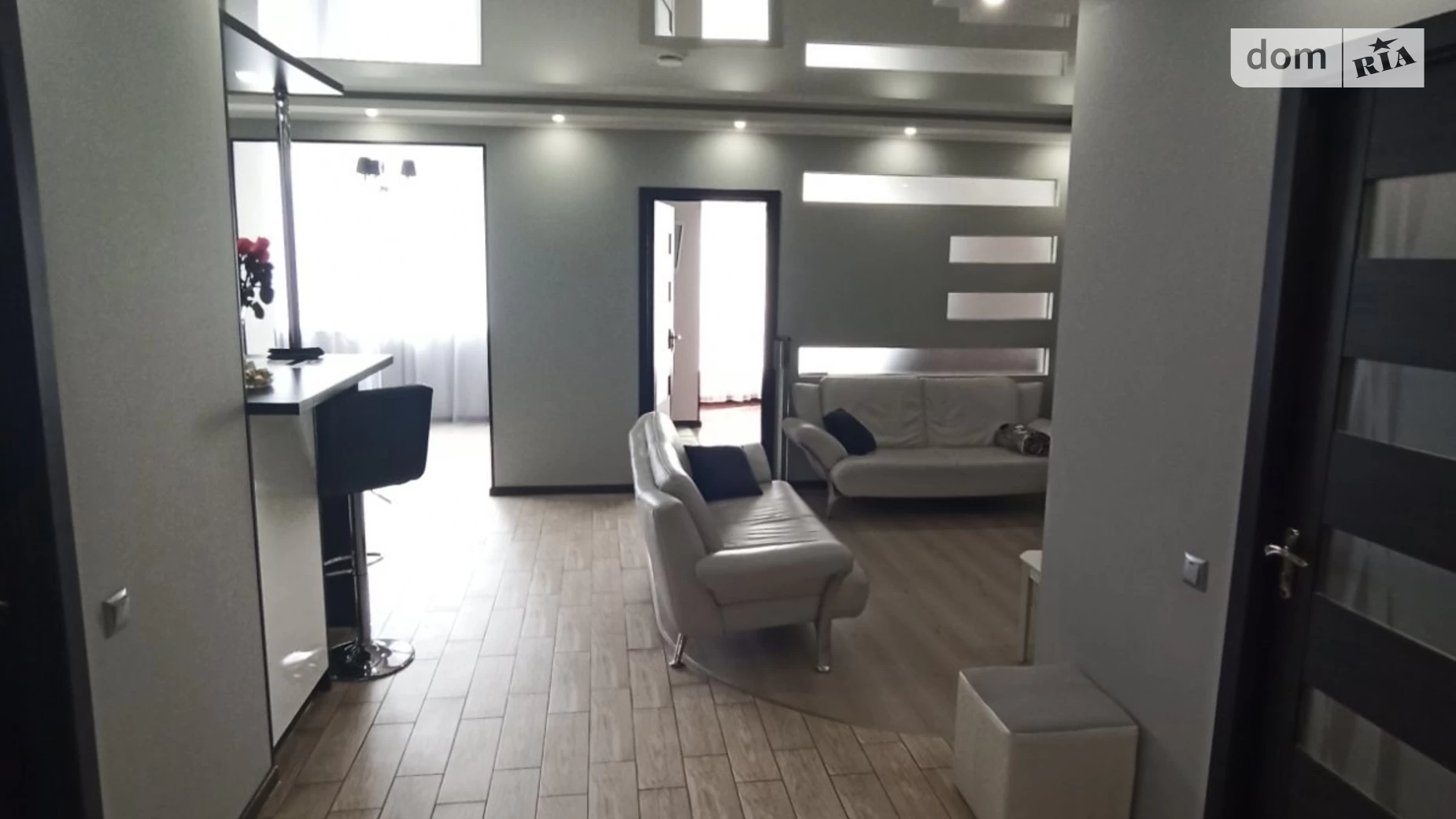 Продается 1-комнатная квартира 57.6 кв. м в Хмельницком, цена: 72000 $ - фото 2