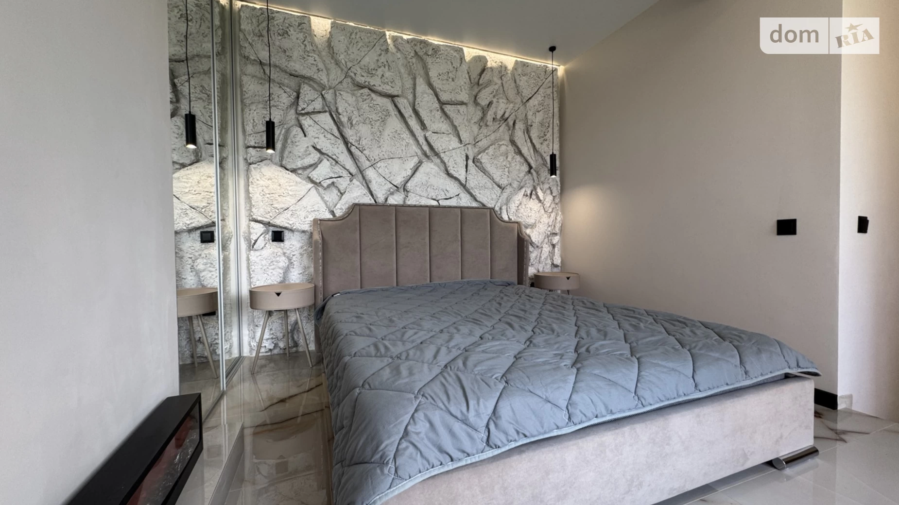 Продается 2-комнатная квартира 67.5 кв. м в Ивано-Франковске, ул. Княгинин, 44 - фото 4