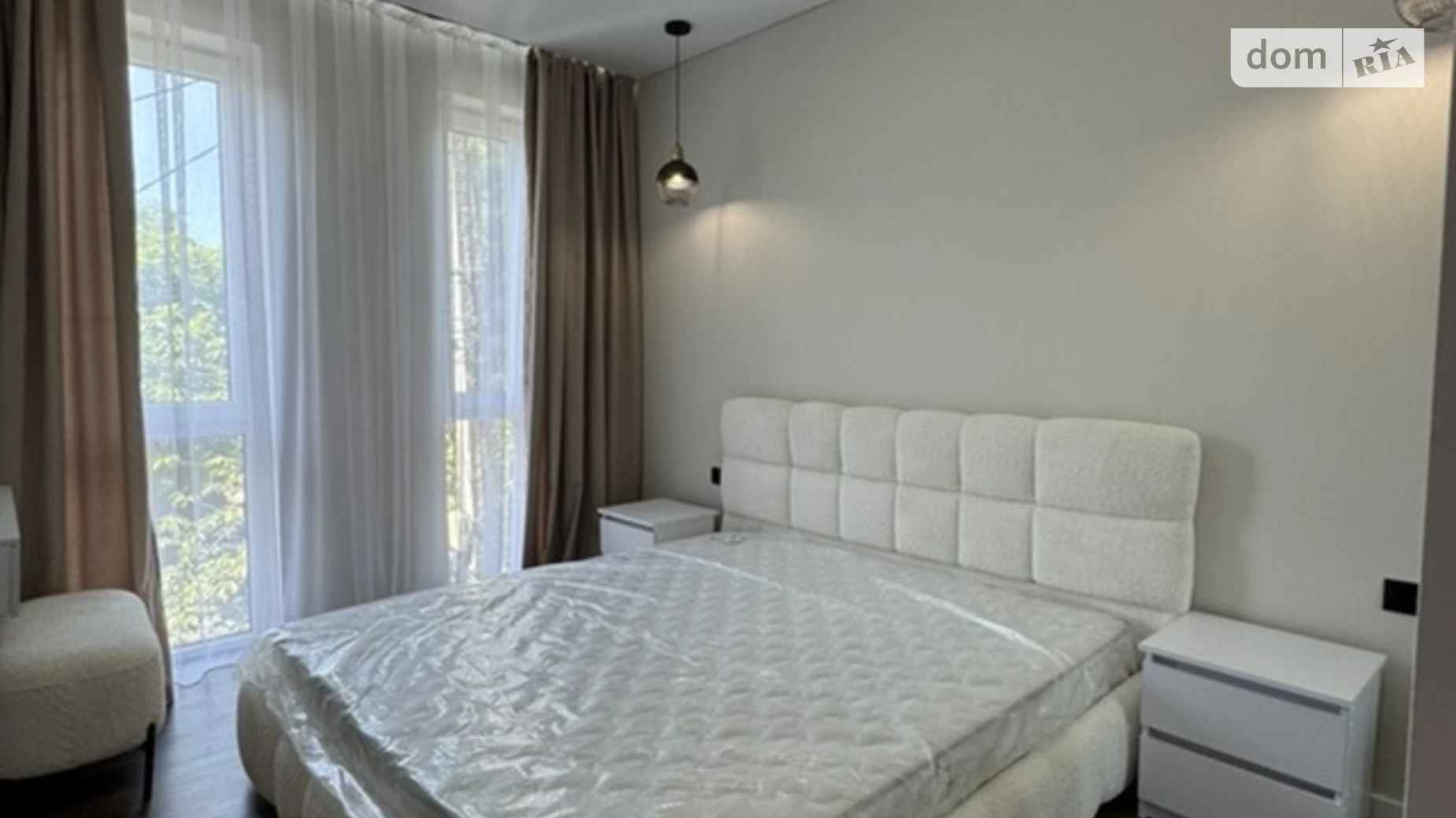 Продается 2-комнатная квартира 60 кв. м в Ужгороде, ул. Собранецкая - фото 2