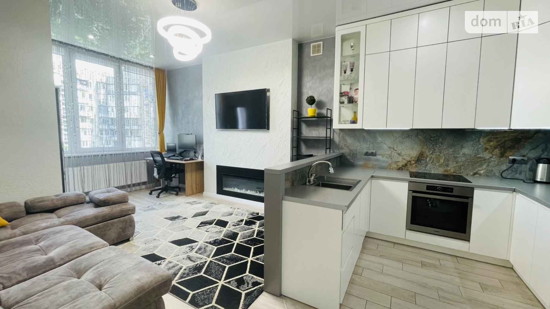 Продается 1-комнатная квартира 58.9 кв. м в Львове, ул. Стрыйская, 86В - фото 2