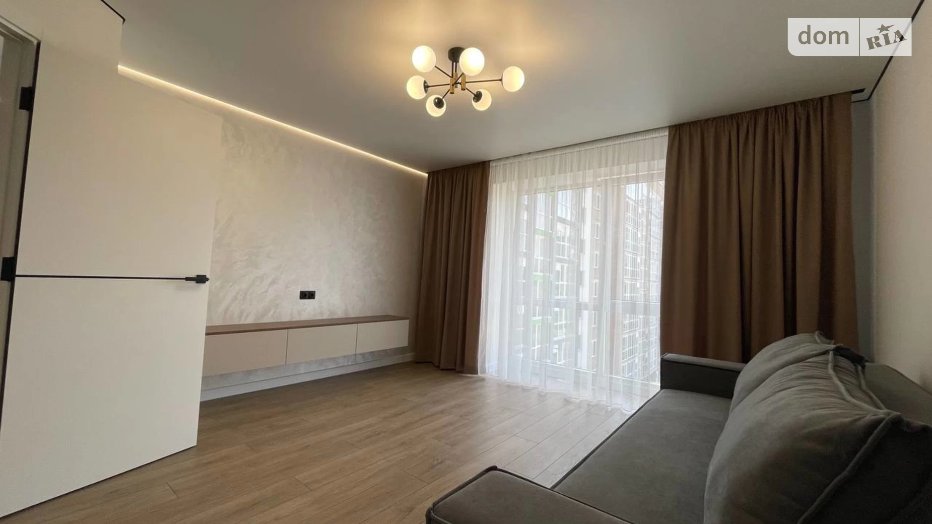 2-комнатная квартира 60 кв. м в Тернополе, ул. Черновецкая, 71 - фото 2