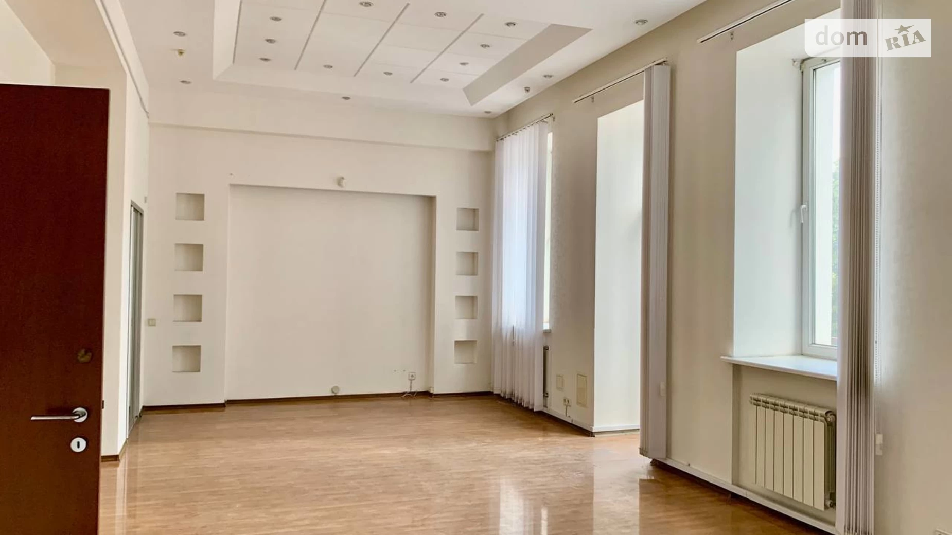 Сдается в аренду офис 360 кв. м в бизнес-центре, цена: 79200 грн - фото 2