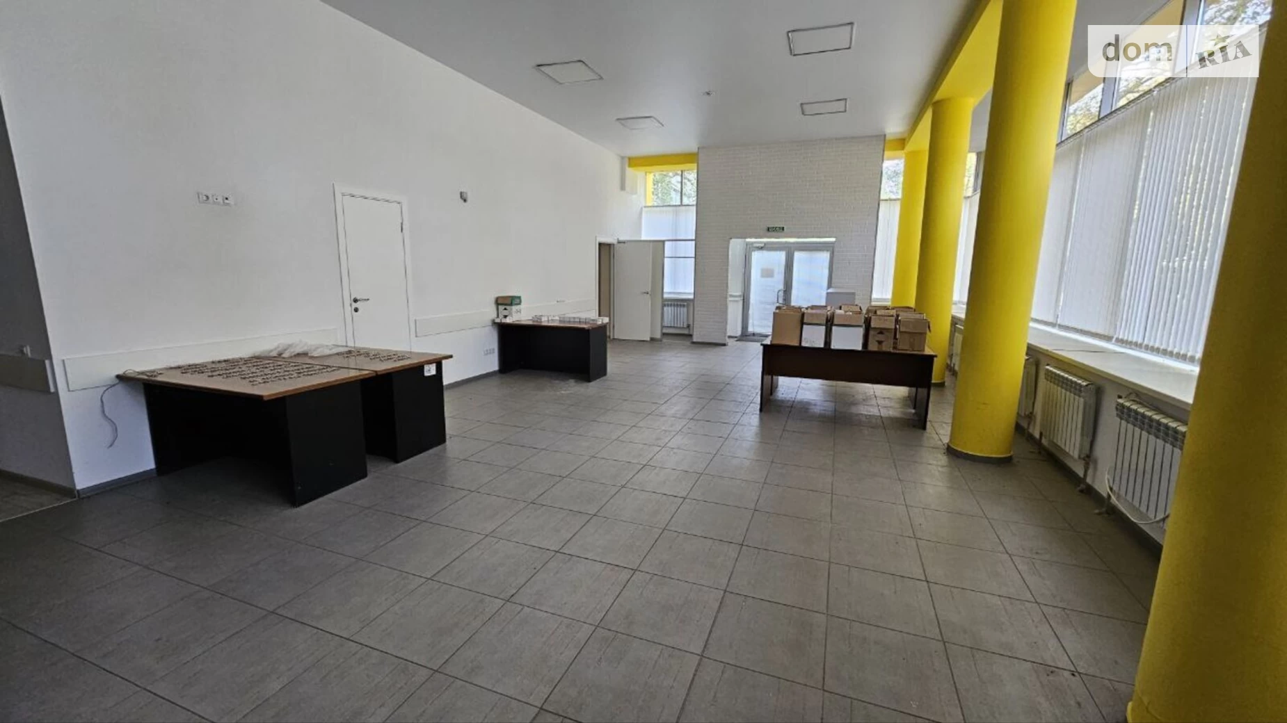 Сдается в аренду офис 216.2 кв. м в бизнес-центре, цена: 54000 грн - фото 4