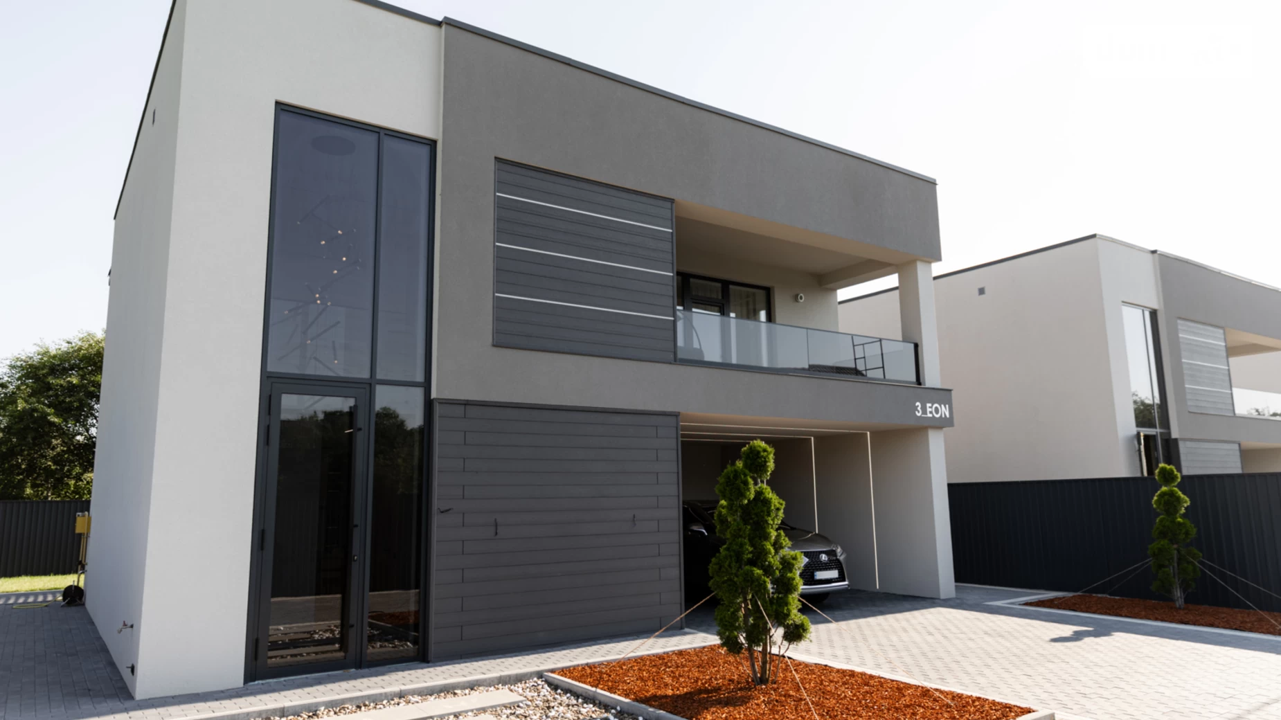 Продается дом на 2 этажа 180 кв. м с гаражом, цена: 150000 $ - фото 2