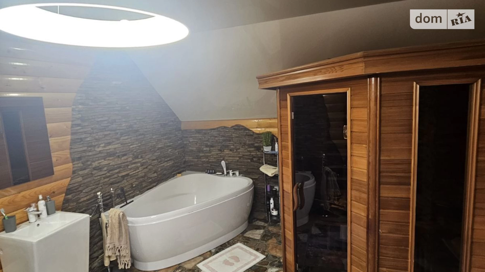 Продается дом на 2 этажа 220 кв. м с мансардой, цена: 250000 $ - фото 2
