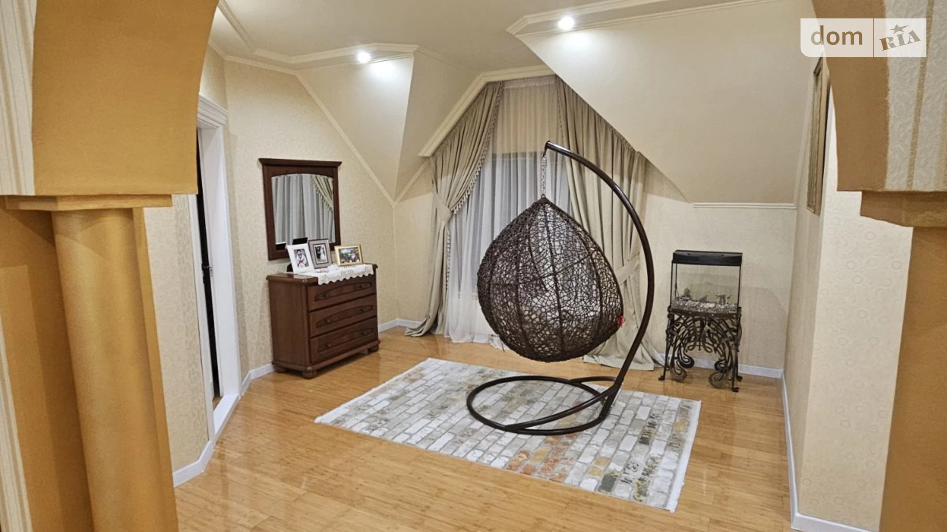 Продается дом на 2 этажа 220 кв. м с мансардой, цена: 250000 $ - фото 5