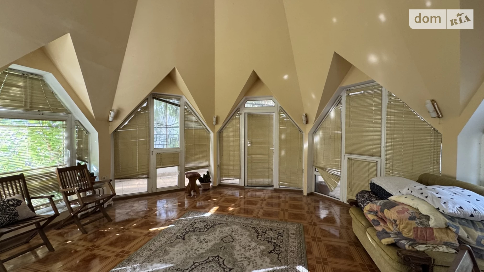 Продается дом на 3 этажа 710 кв. м с садом, цена: 435000 $ - фото 3