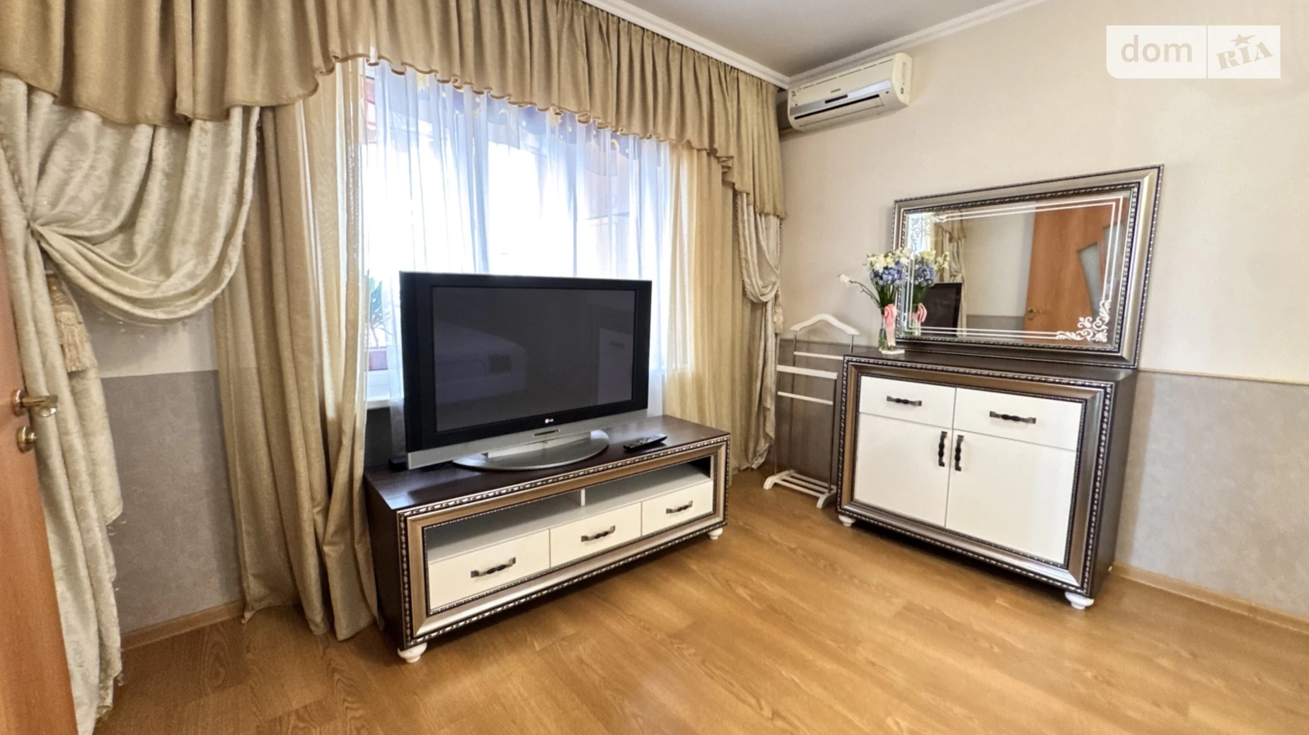 Продается 3-комнатная квартира 79 кв. м в Киеве, ул. Срибнокильская, 8 - фото 3