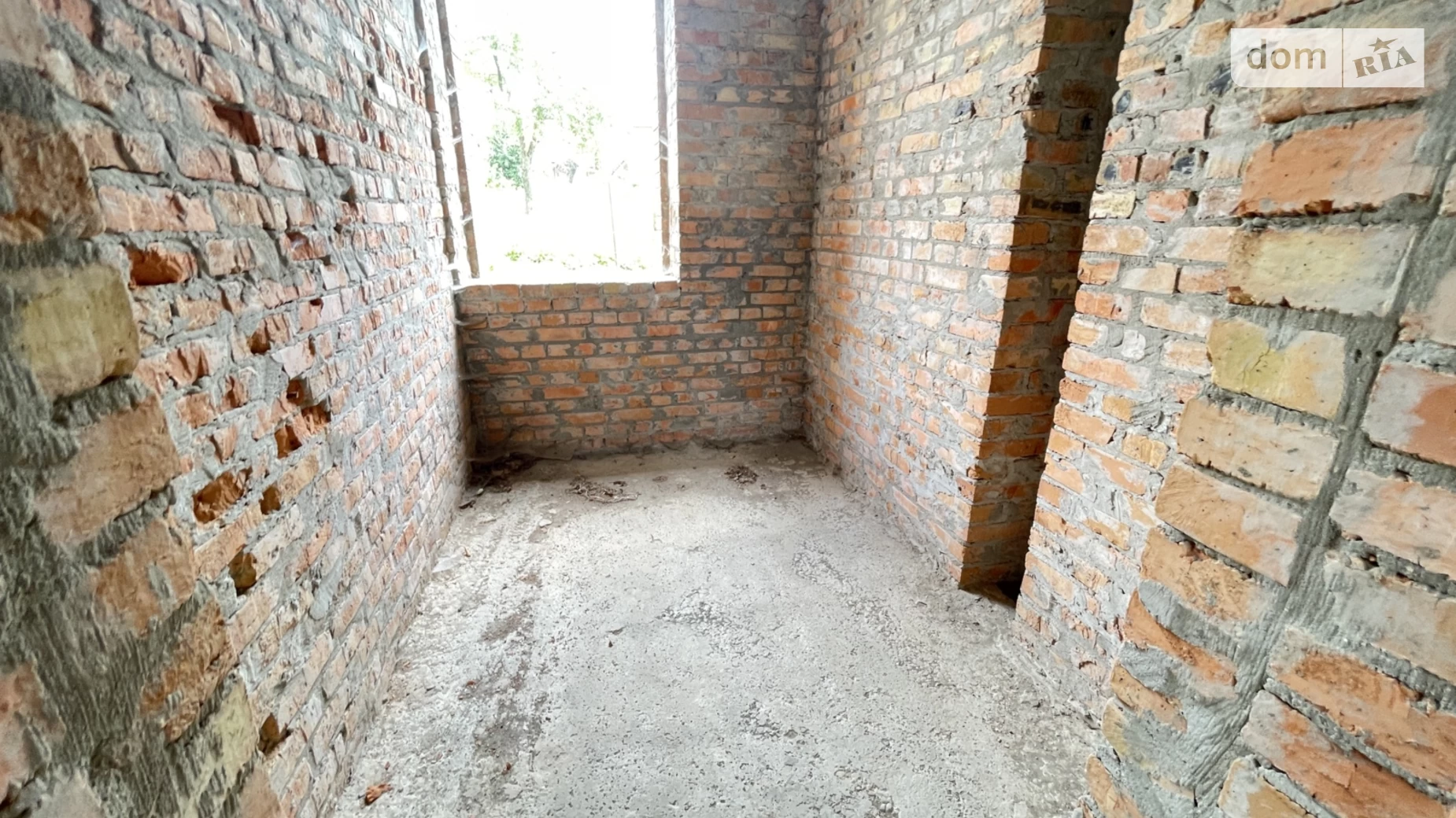 Продается дом на 2 этажа 270 кв. м с камином, цена: 233000 $ - фото 4