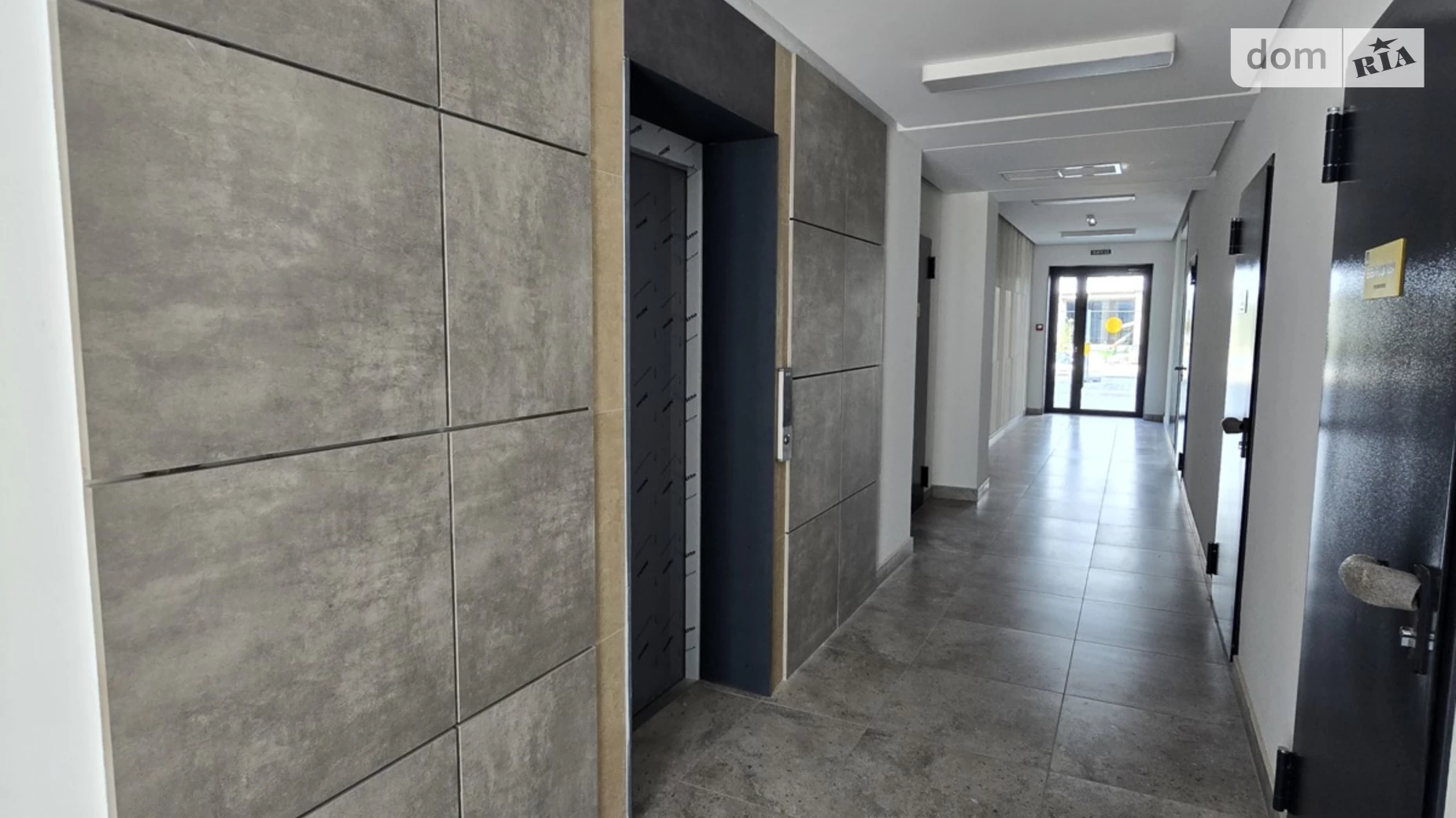 Продається 1-кімнатна квартира 44 кв. м у Минаї, вул. Августина Волошина - фото 4