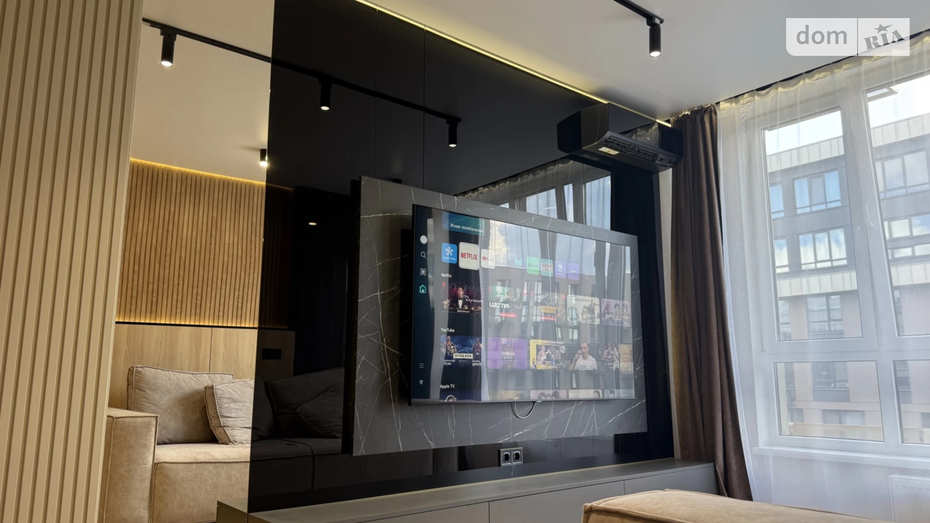 Сдается в аренду 1-комнатная квартира 58 кв. м в Киеве, ул. Салютная, 2 корпус 18 - фото 2