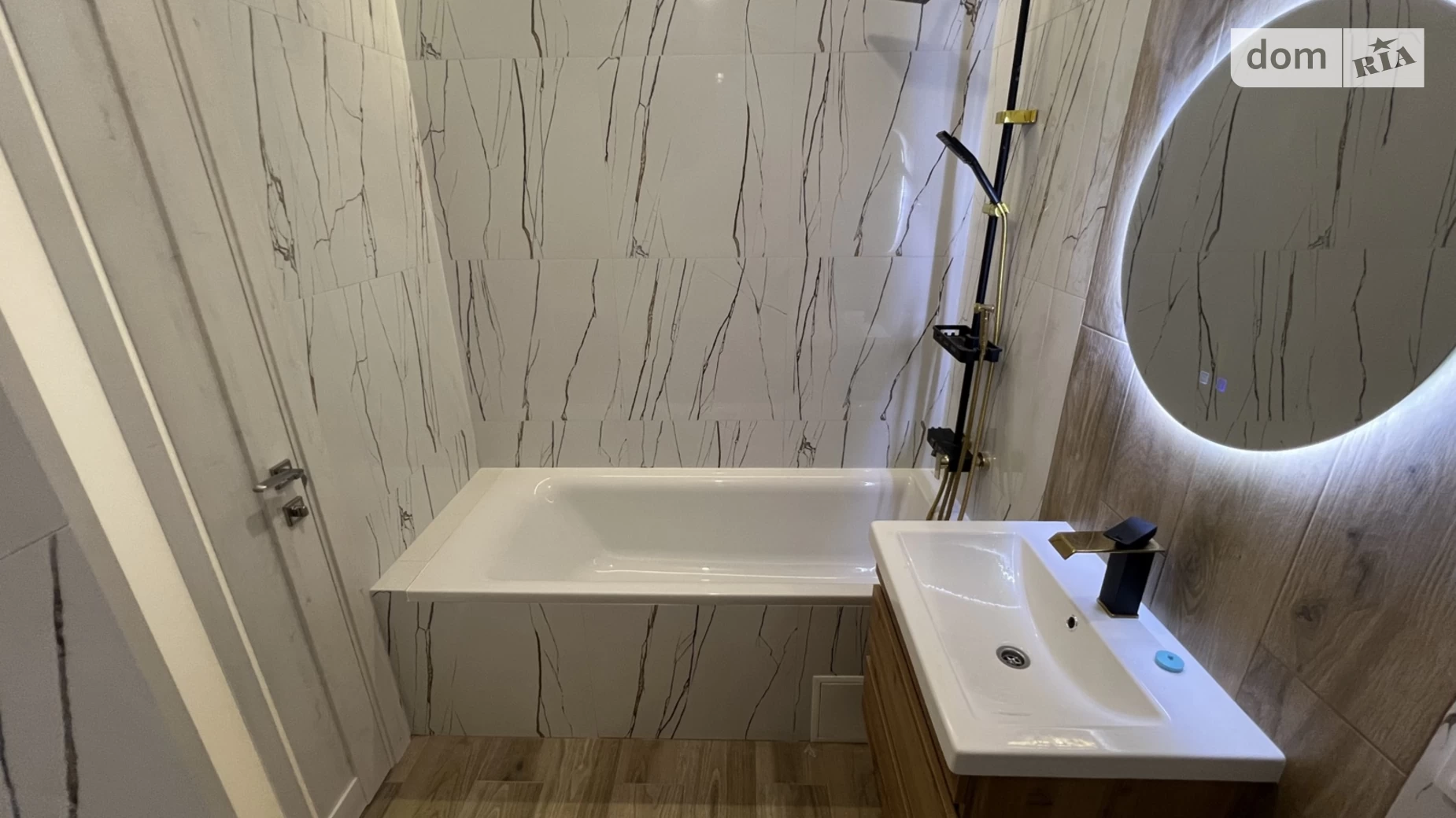 Продается 2-комнатная квартира 48 кв. м в Стрижавке, ул. Киевская - фото 2