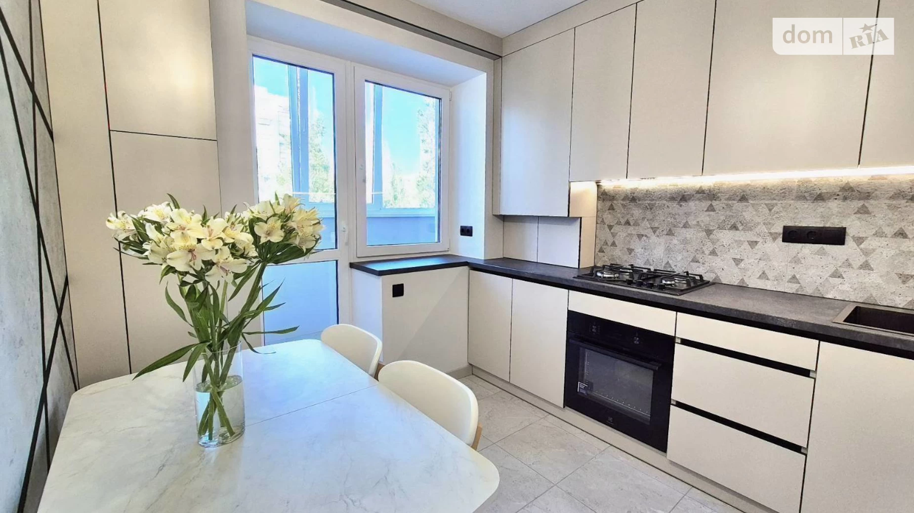 Продається 1-кімнатна квартира 39.3 кв. м у Черкасах, просп. Перемоги(30-річчя Перемоги) - фото 2