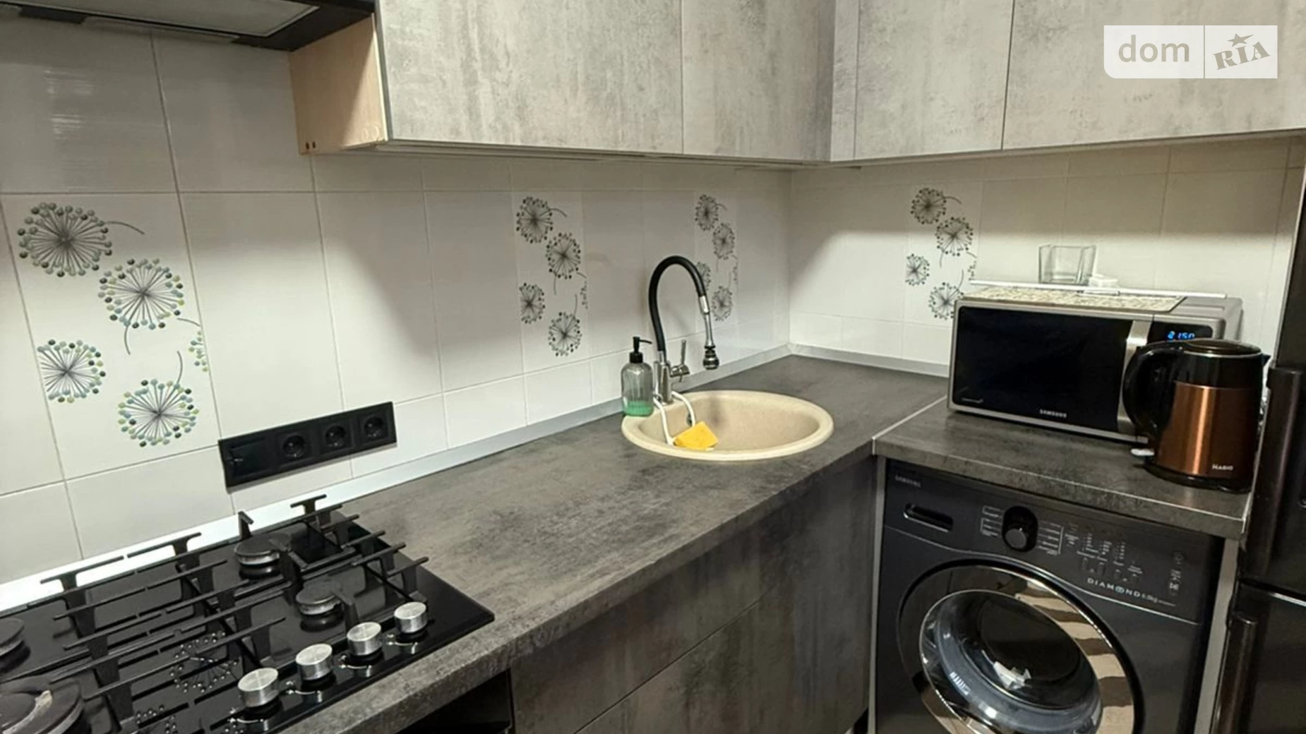 Продается 2-комнатная квартира 46 кв. м в Киеве, ул. Академика Шалимова(Героев Севастополя), 10А - фото 2