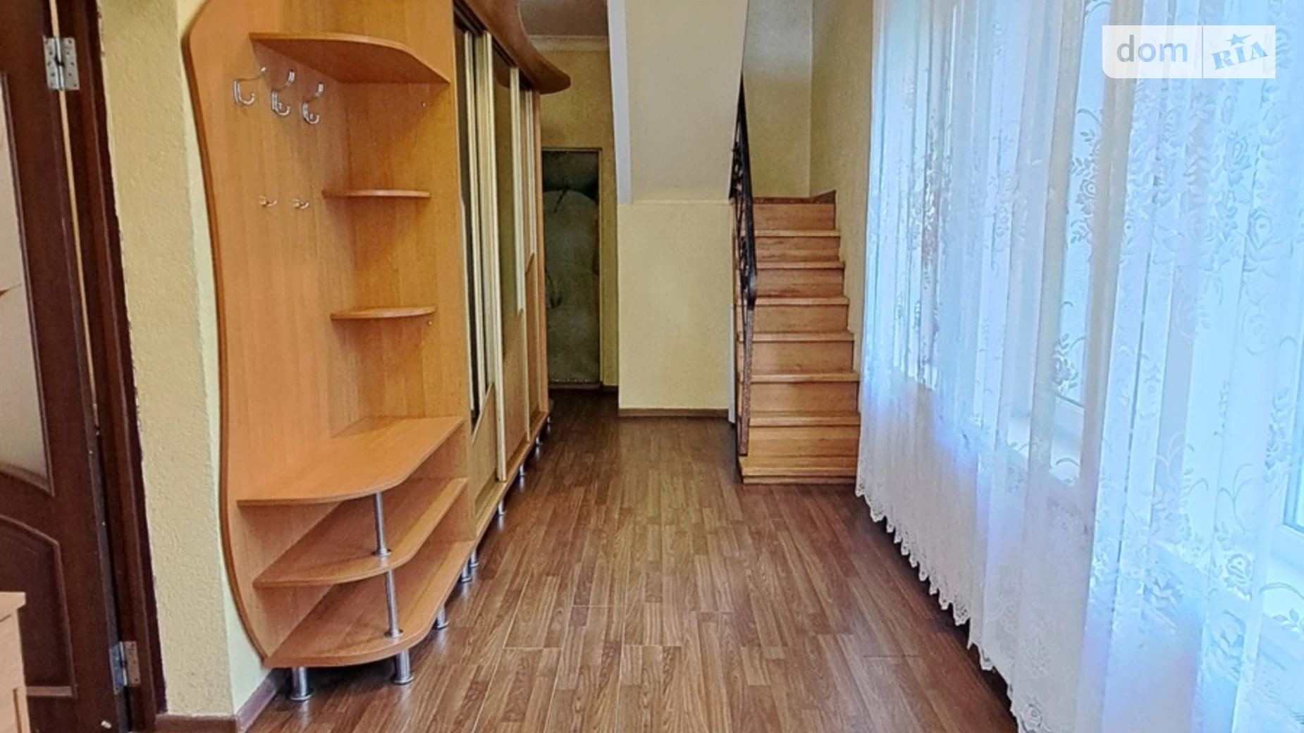Продается дом на 3 этажа 200 кв. м с подвалом, цена: 195000 $ - фото 5