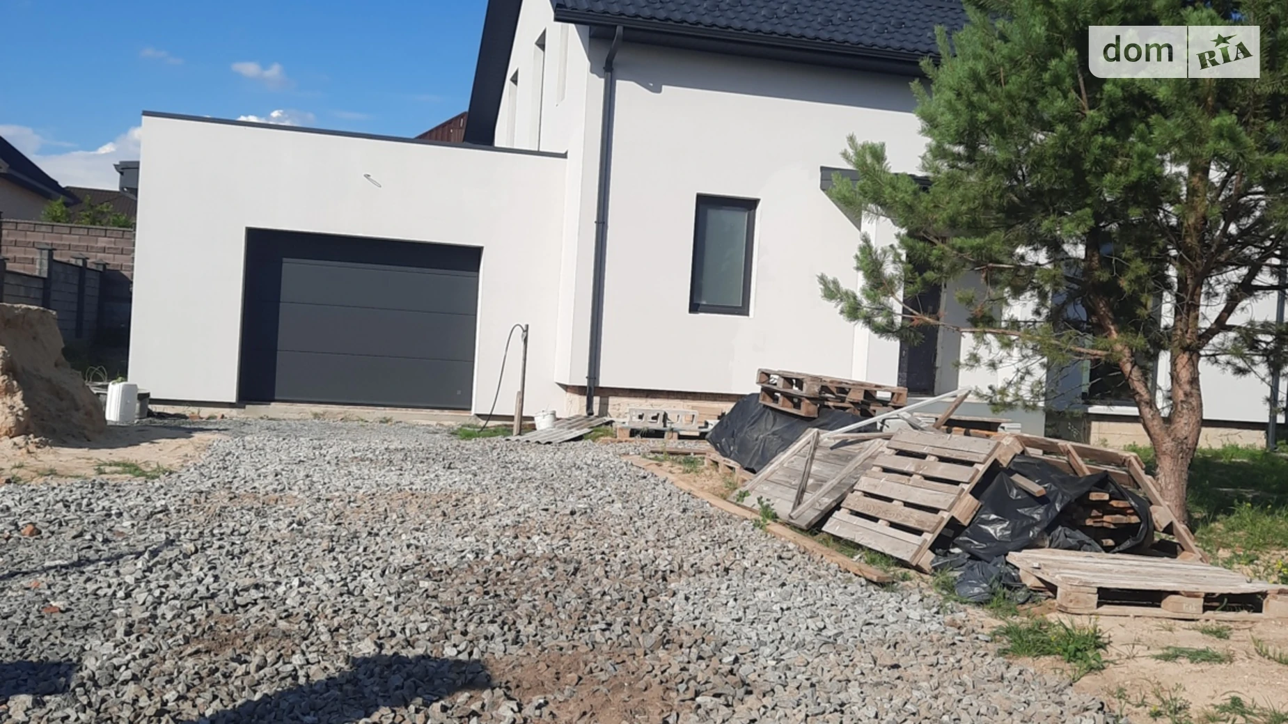 Продается дом на 2 этажа 145 кв. м с верандой, цена: 155000 $ - фото 2