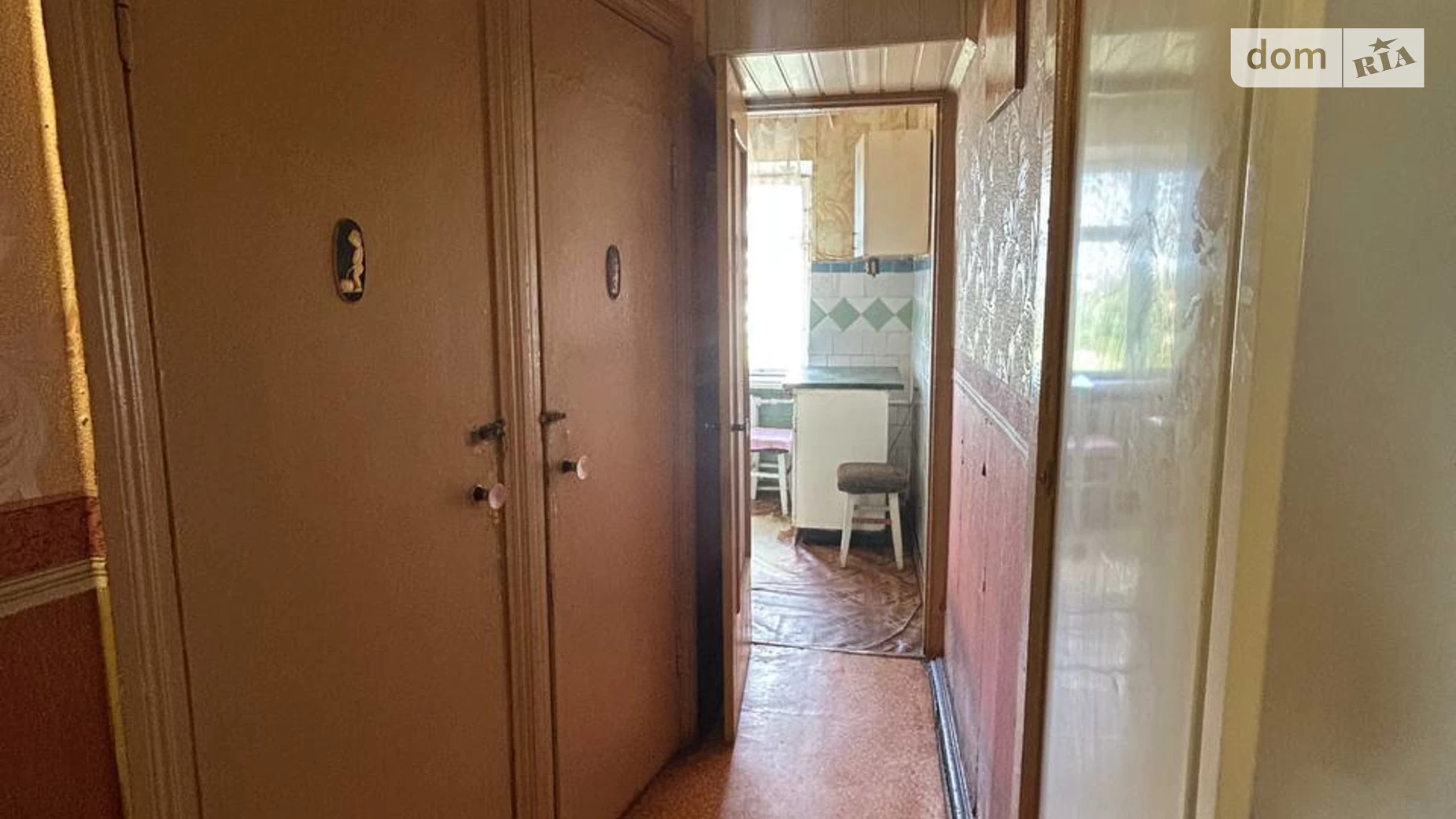 Продается 3-комнатная квартира 57.9 кв. м в Коростене, ул. Грушевского, 64 - фото 2