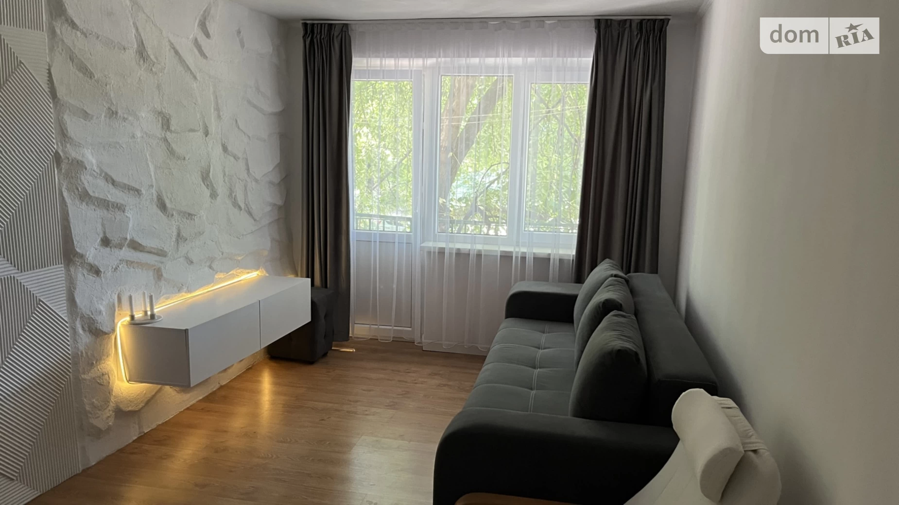 Продается 1-комнатная квартира 30.4 кв. м в Ужгороде, ул. Капушанская(Победы), 35 - фото 3