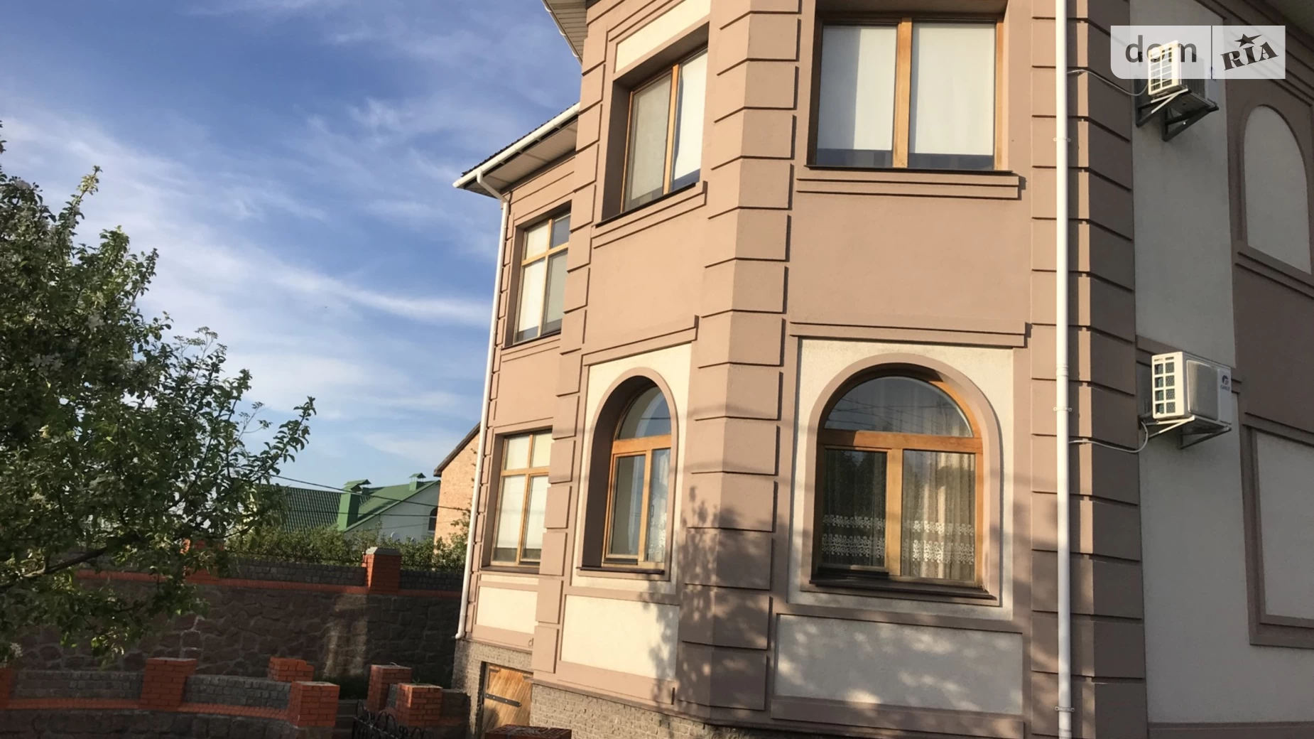 Продается дом на 2 этажа 320 кв. м с балконом, цена: 270000 $ - фото 3